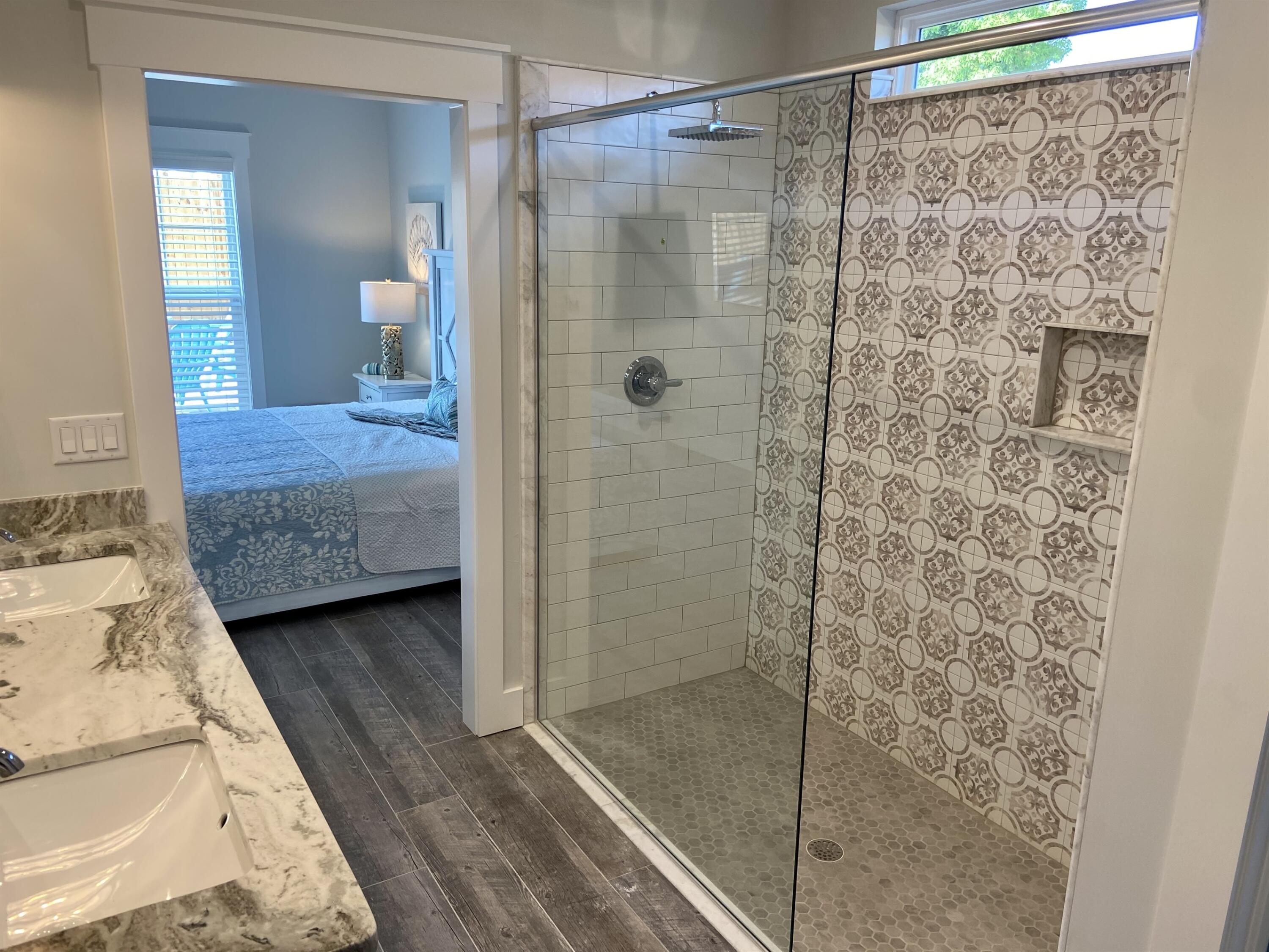 RIVIERA BEACH - Residential