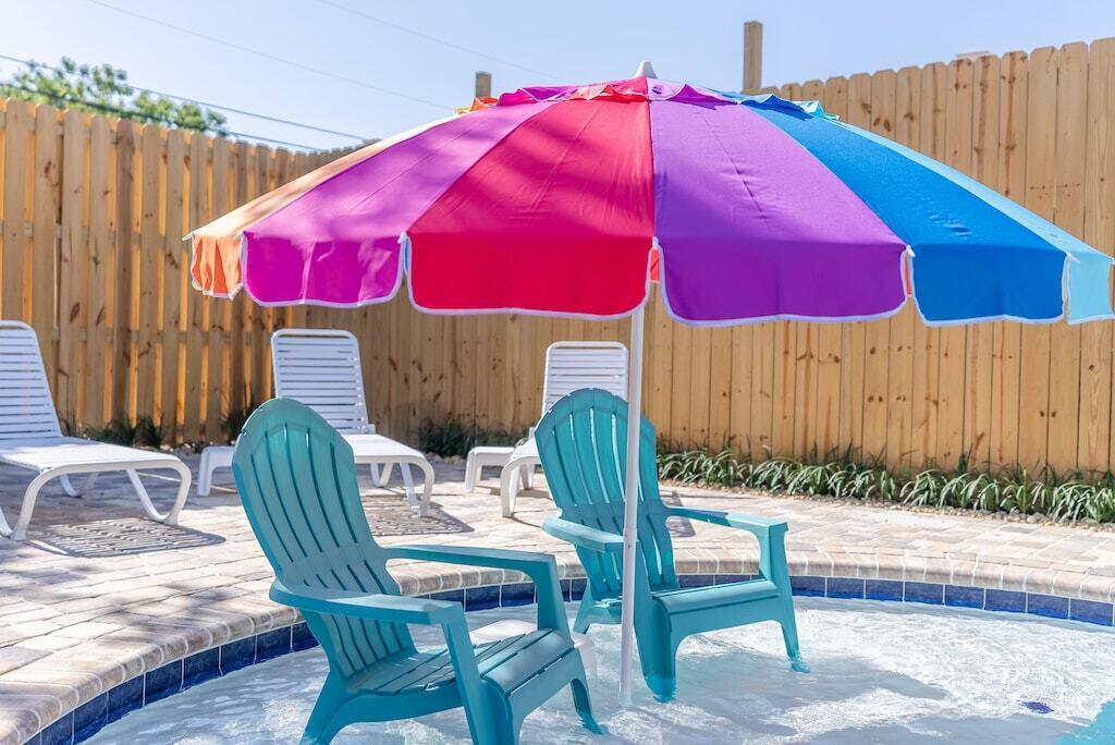 RIVIERA BEACH - Residential