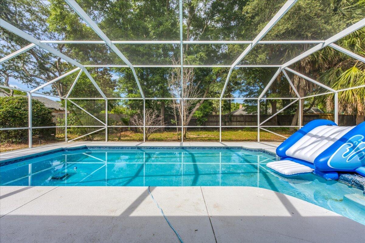 ROCKY BAYOU COUNTRY CLUB ESTATES 11 - Residential