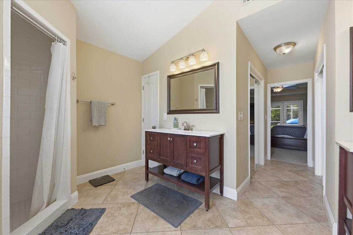 ROCKY BAYOU COUNTRY CLUB ESTATES 11 - Residential