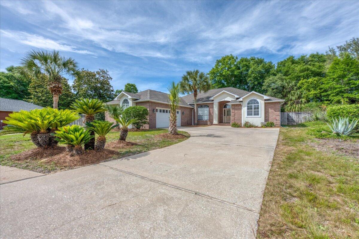 ROCKY BAYOU COUNTRY CLUB ESTATES 11 - Residential