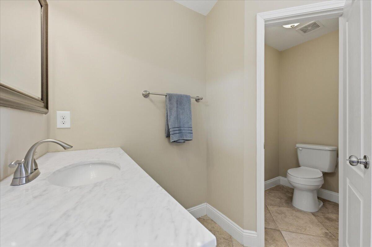 ROCKY BAYOU COUNTRY CLUB ESTATES 11 - Residential