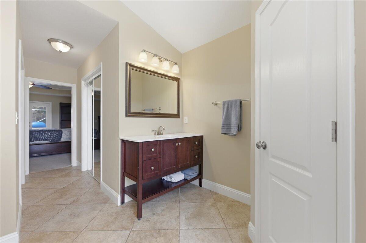 ROCKY BAYOU COUNTRY CLUB ESTATES 11 - Residential