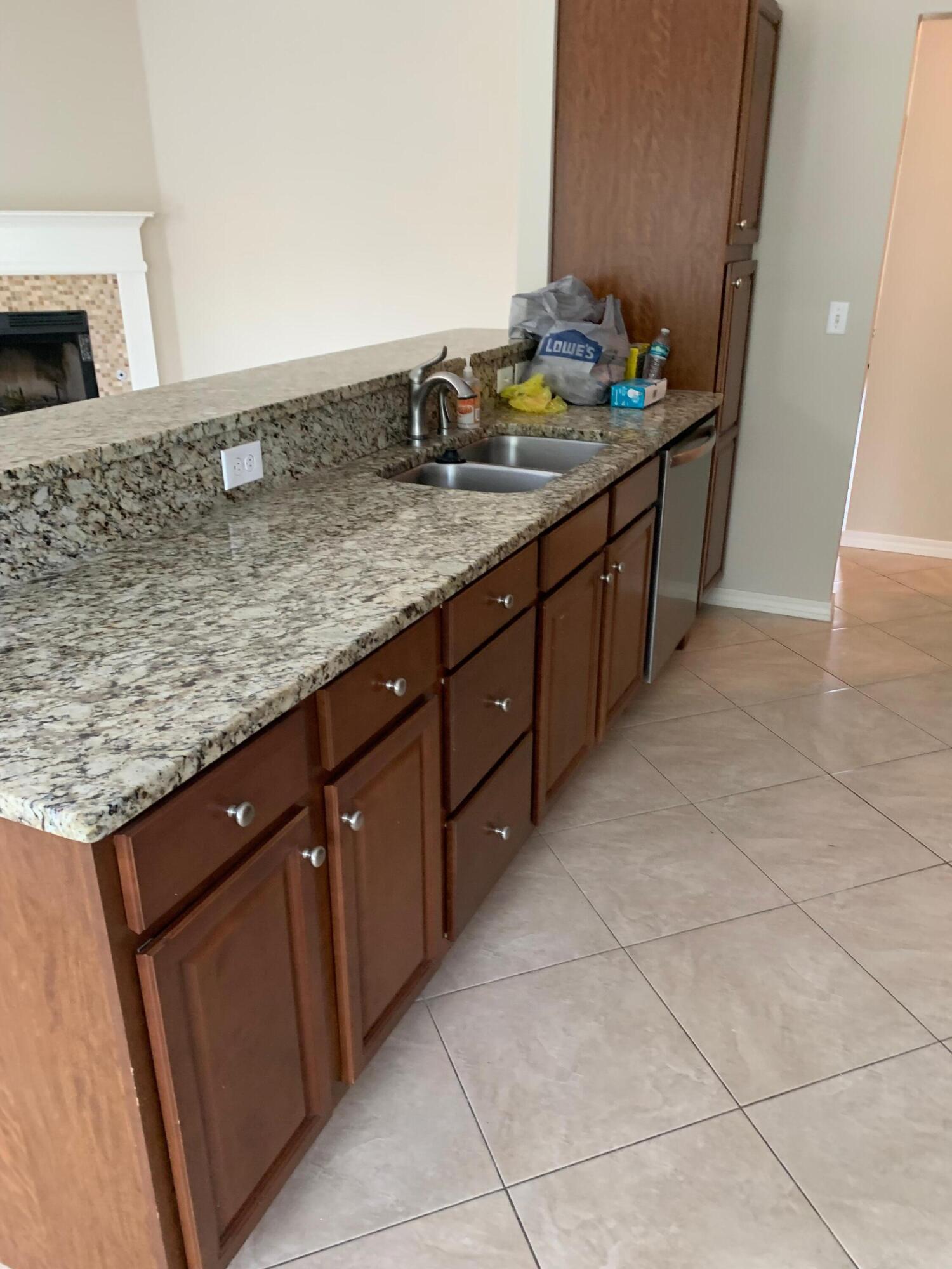 SUNSAIL S/D - Residential Lease
