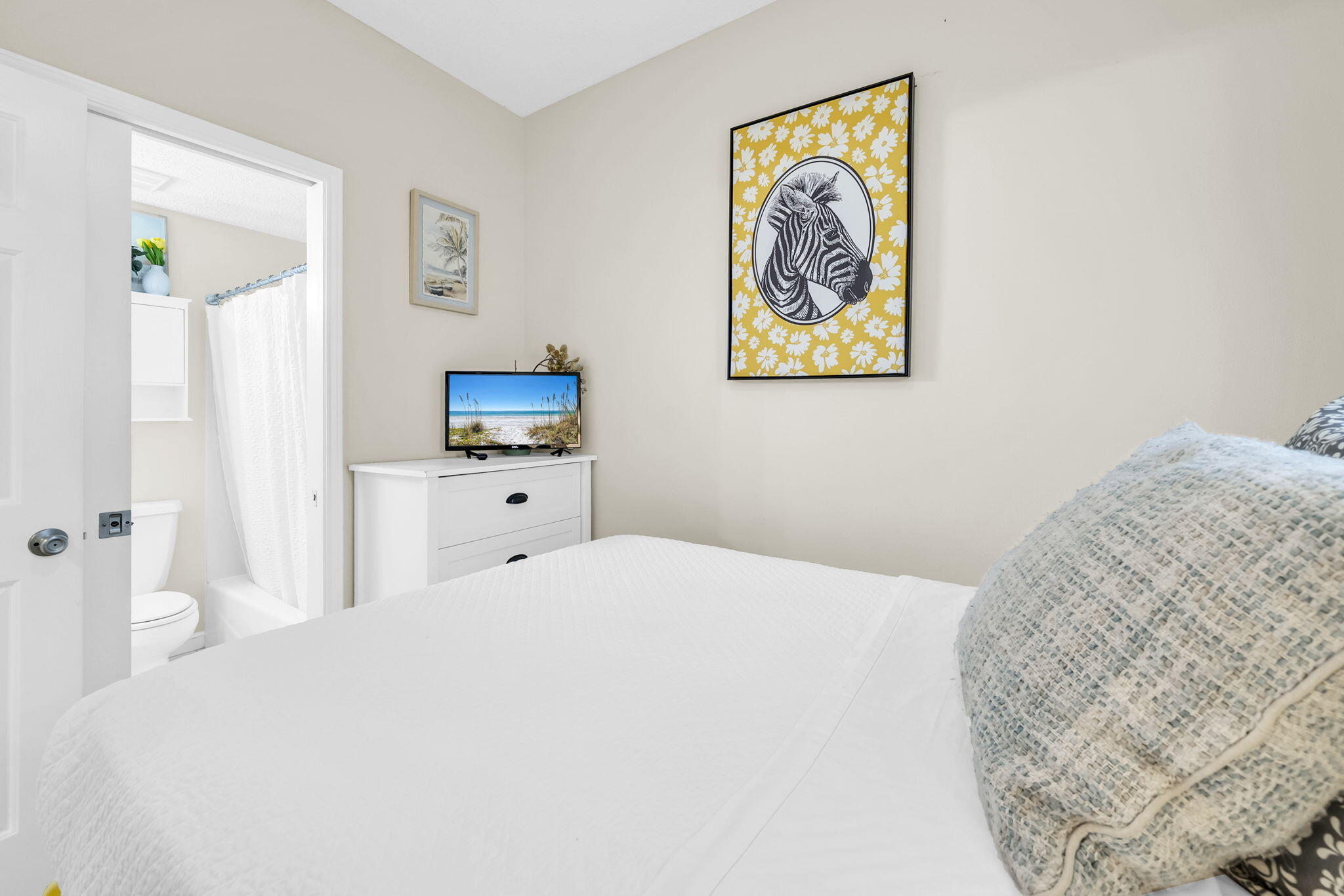 STERLING SANDS CONDO - Residential