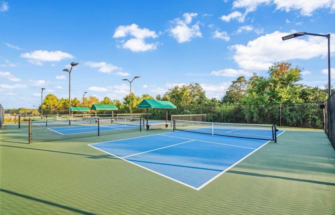 HAMMOCK BAY - Residential