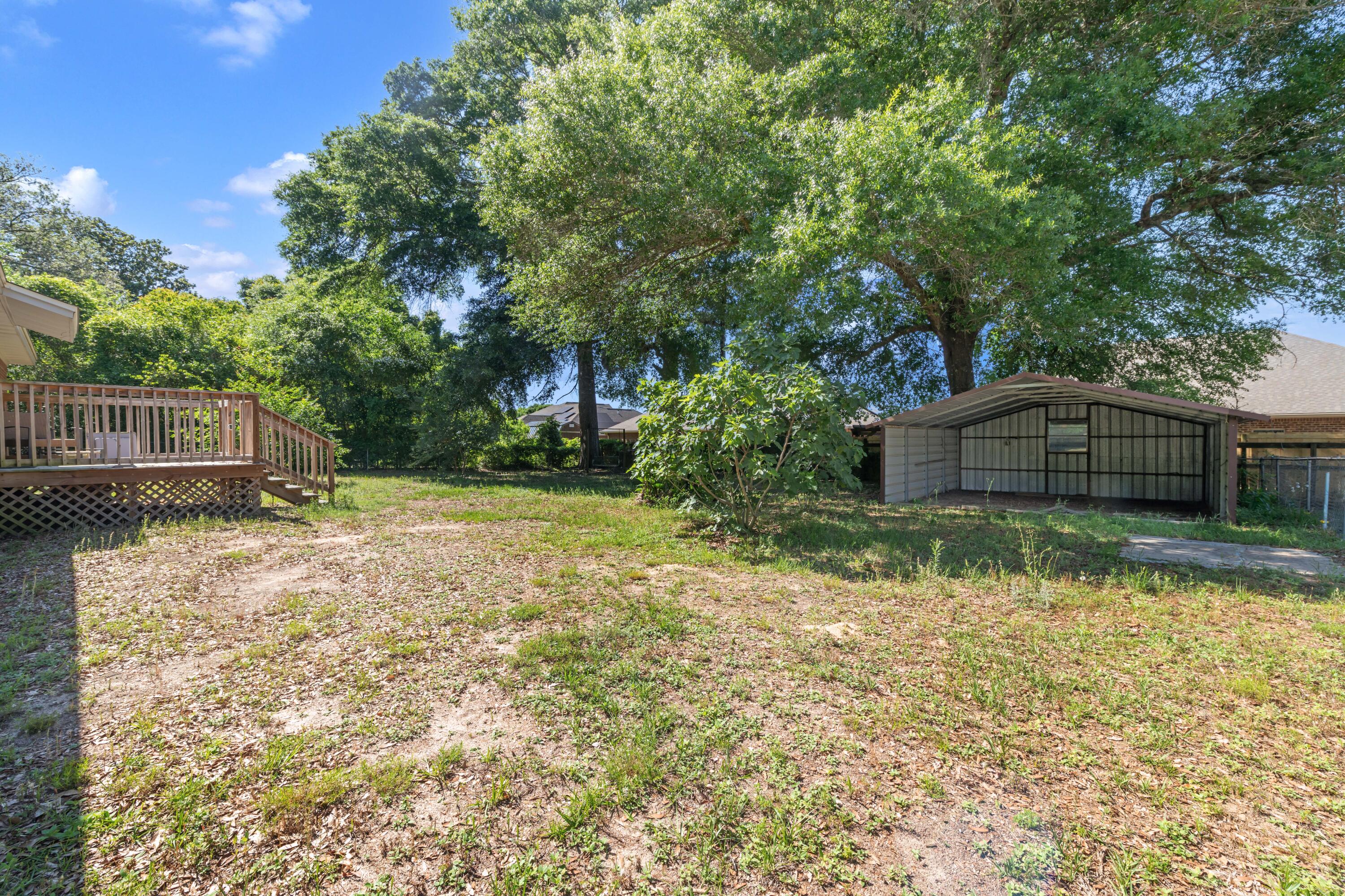 LEON HEIGHTS - Residential