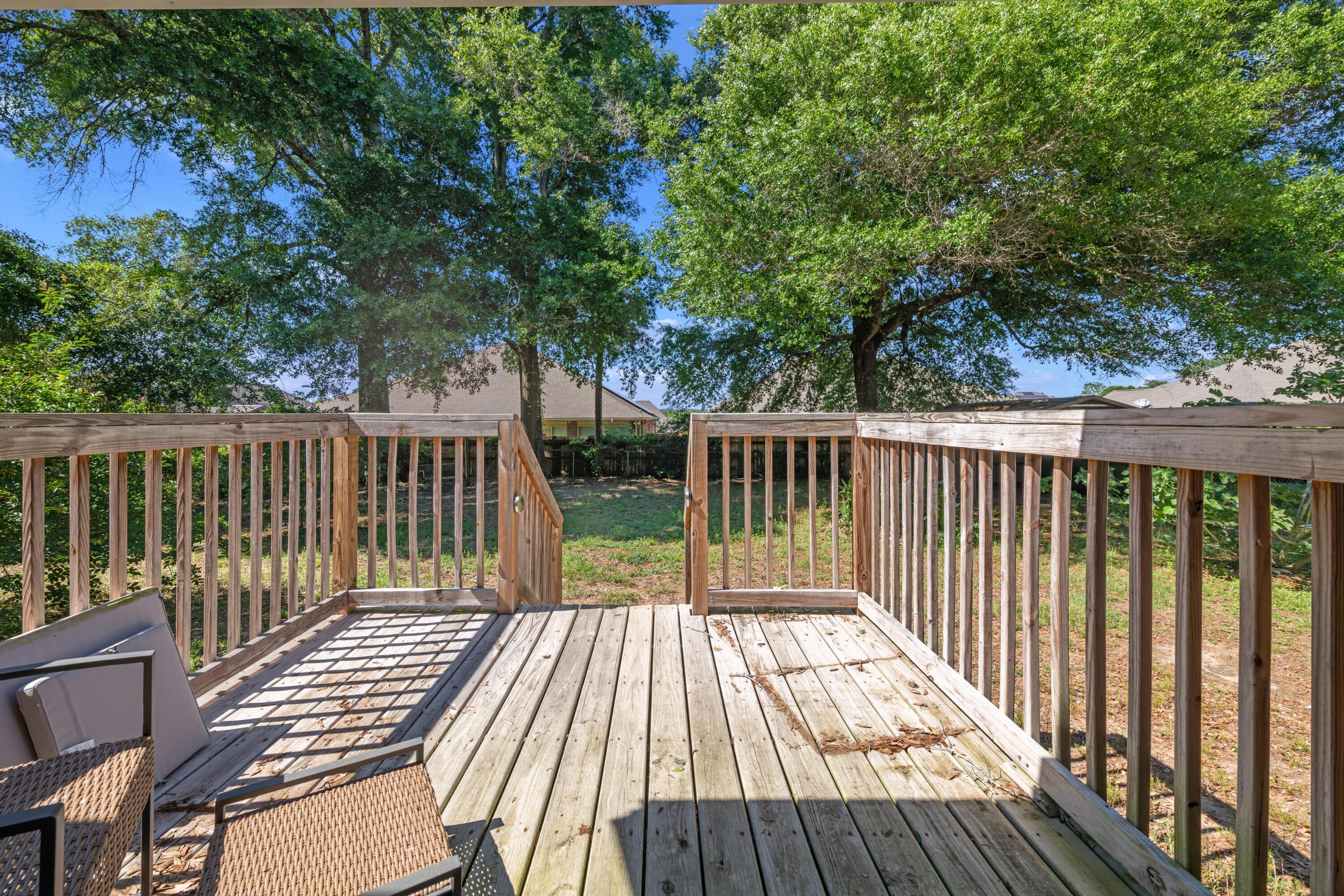 LEON HEIGHTS - Residential