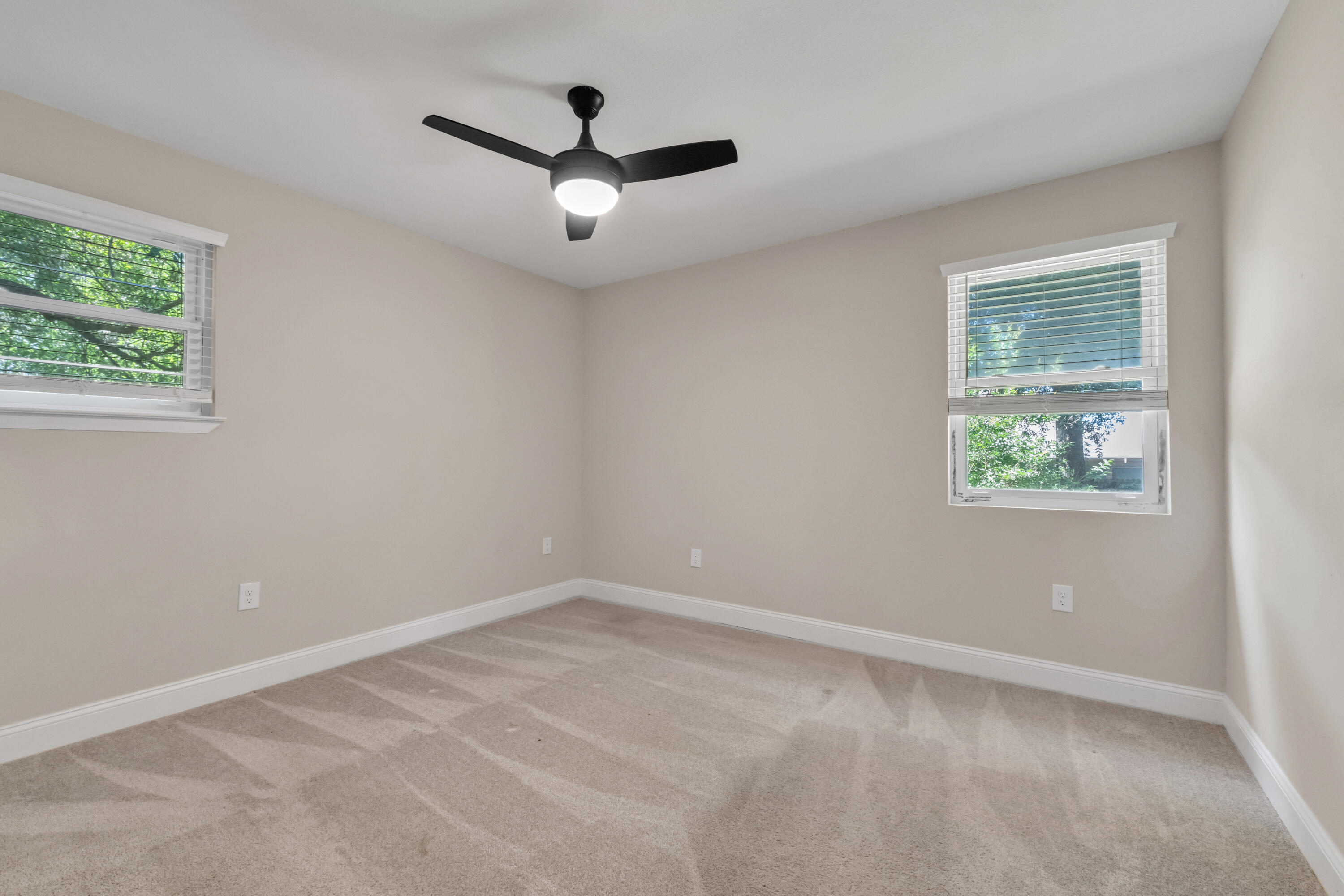 LEON HEIGHTS - Residential