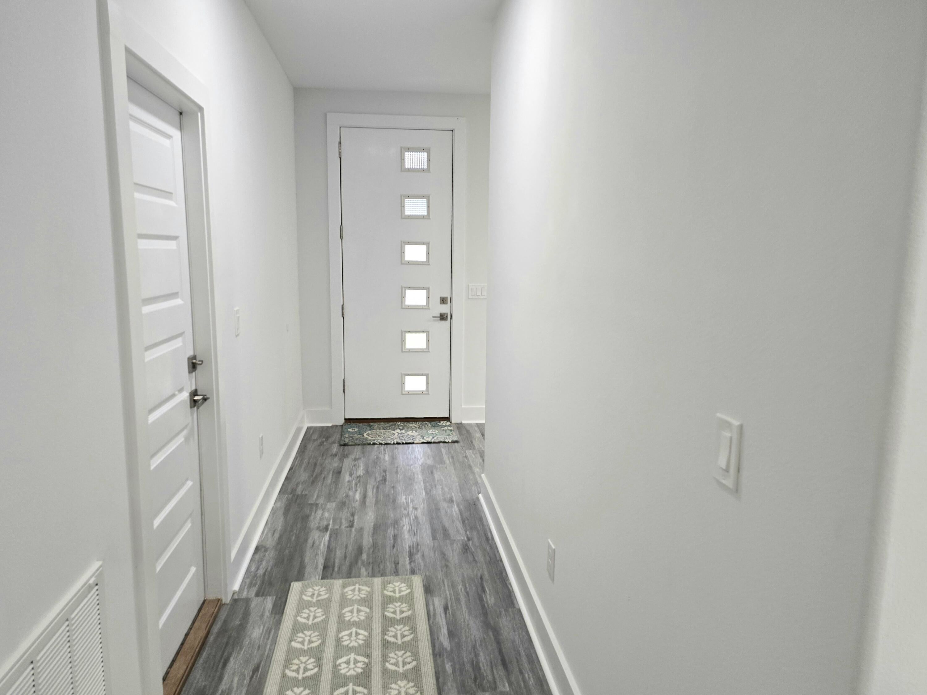 RIVERCHASE S/D - Residential