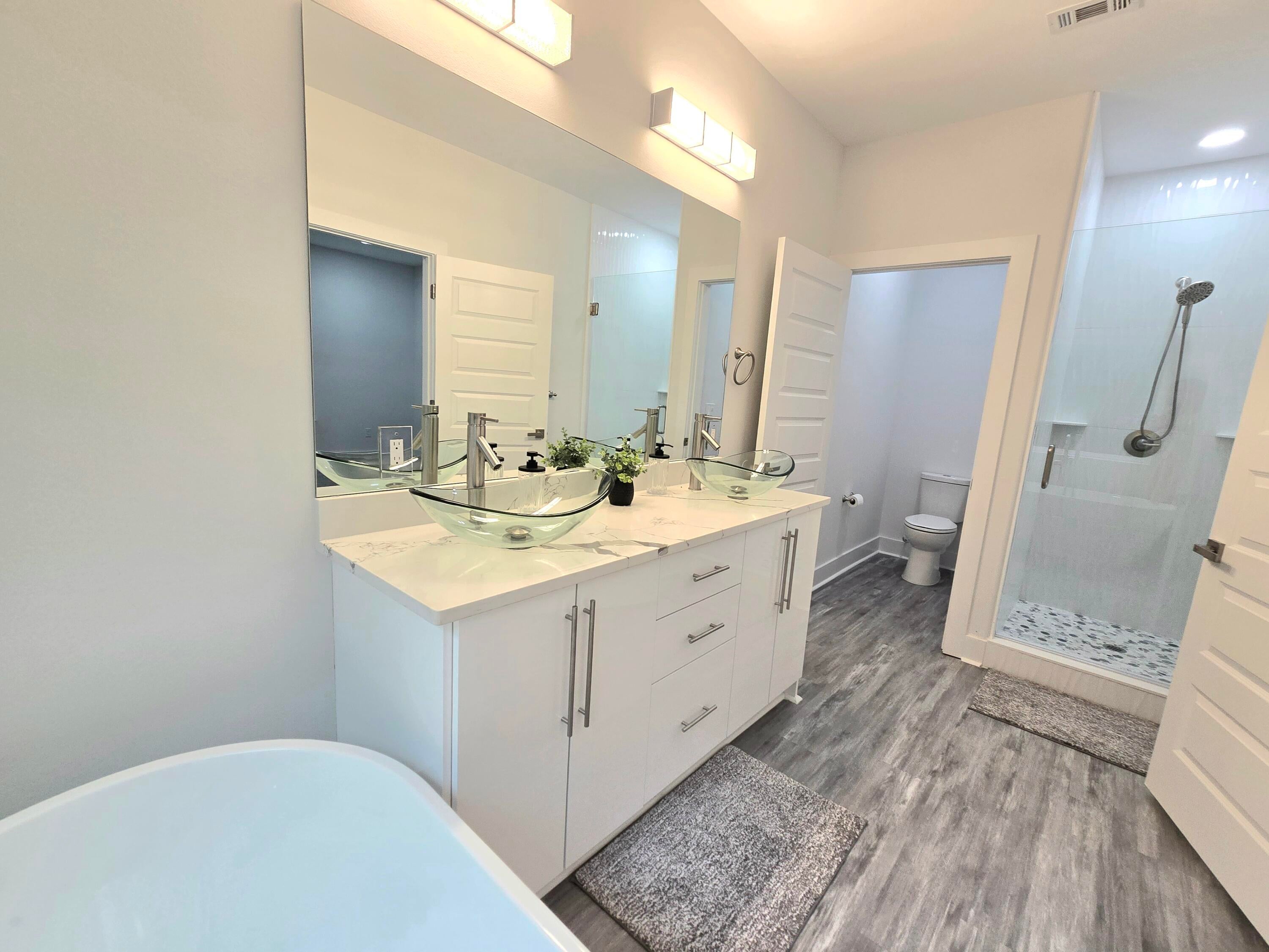 RIVERCHASE S/D - Residential