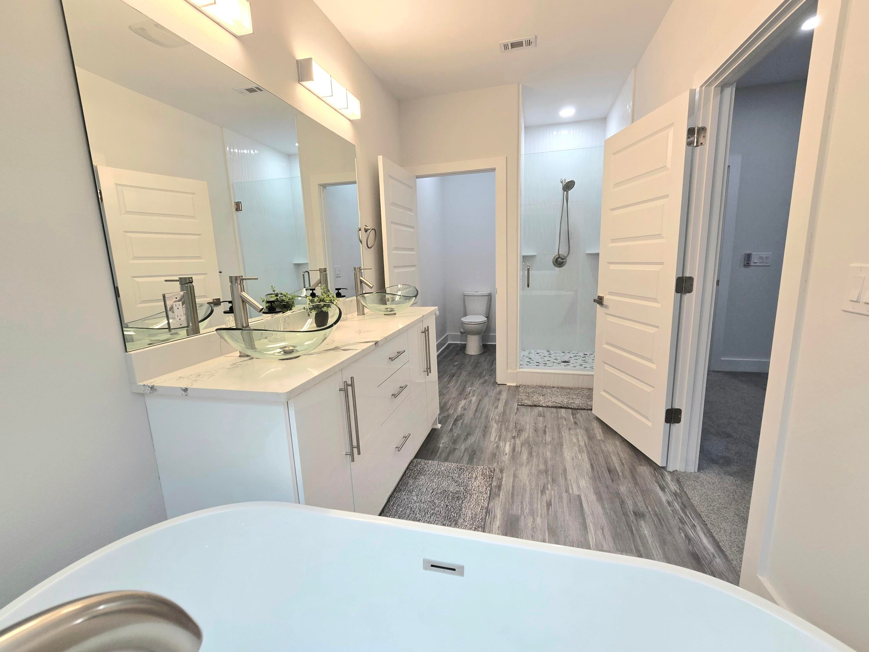 RIVERCHASE S/D - Residential