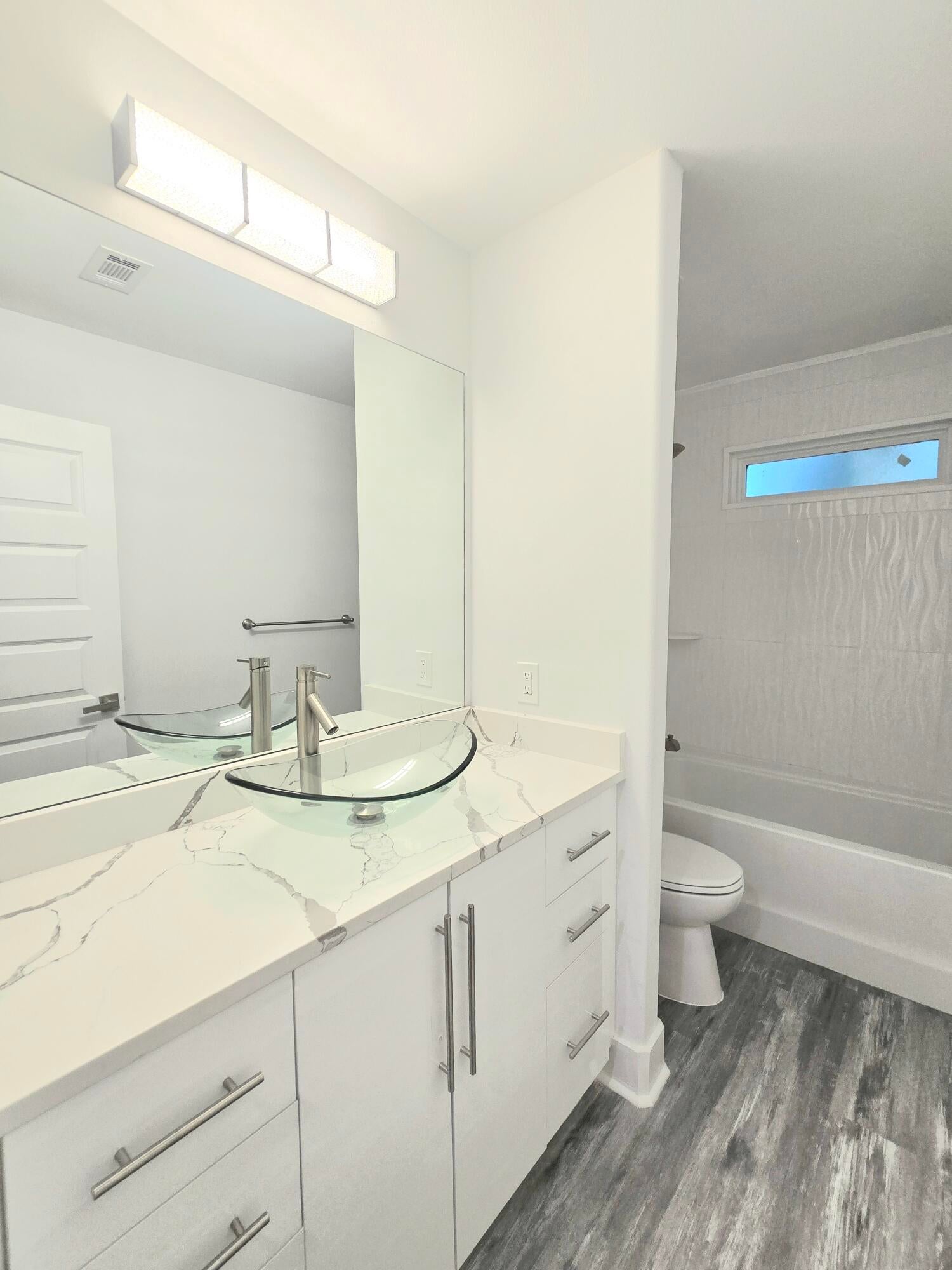RIVERCHASE S/D - Residential