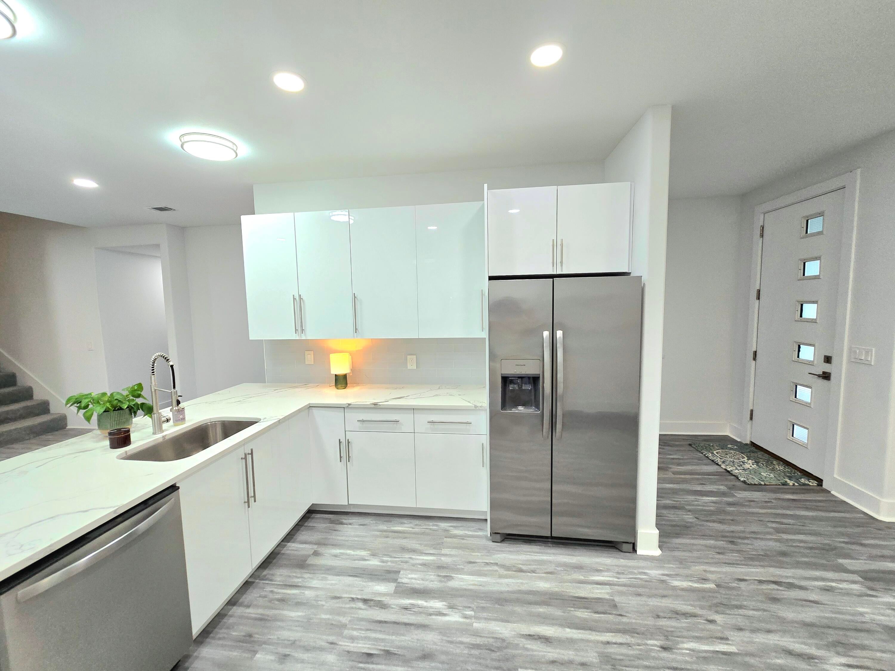 RIVERCHASE S/D - Residential