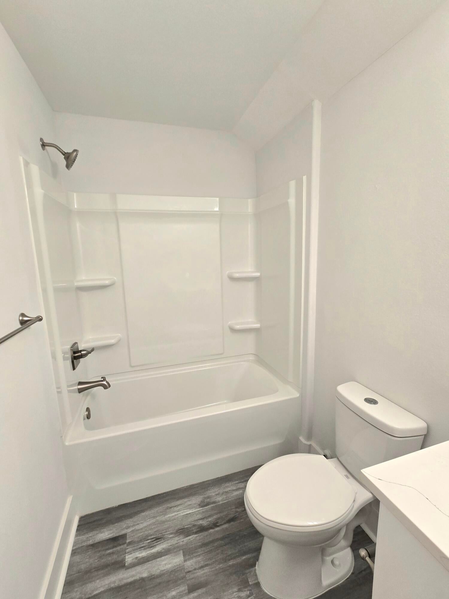 RIVERCHASE S/D - Residential