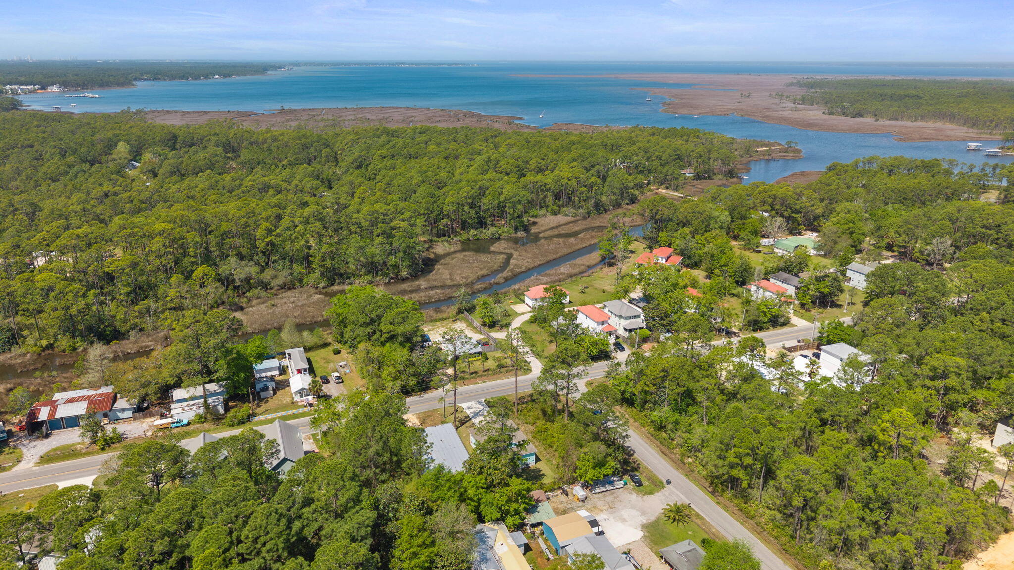 NO RECORDED SUBDIVISION - Residential
