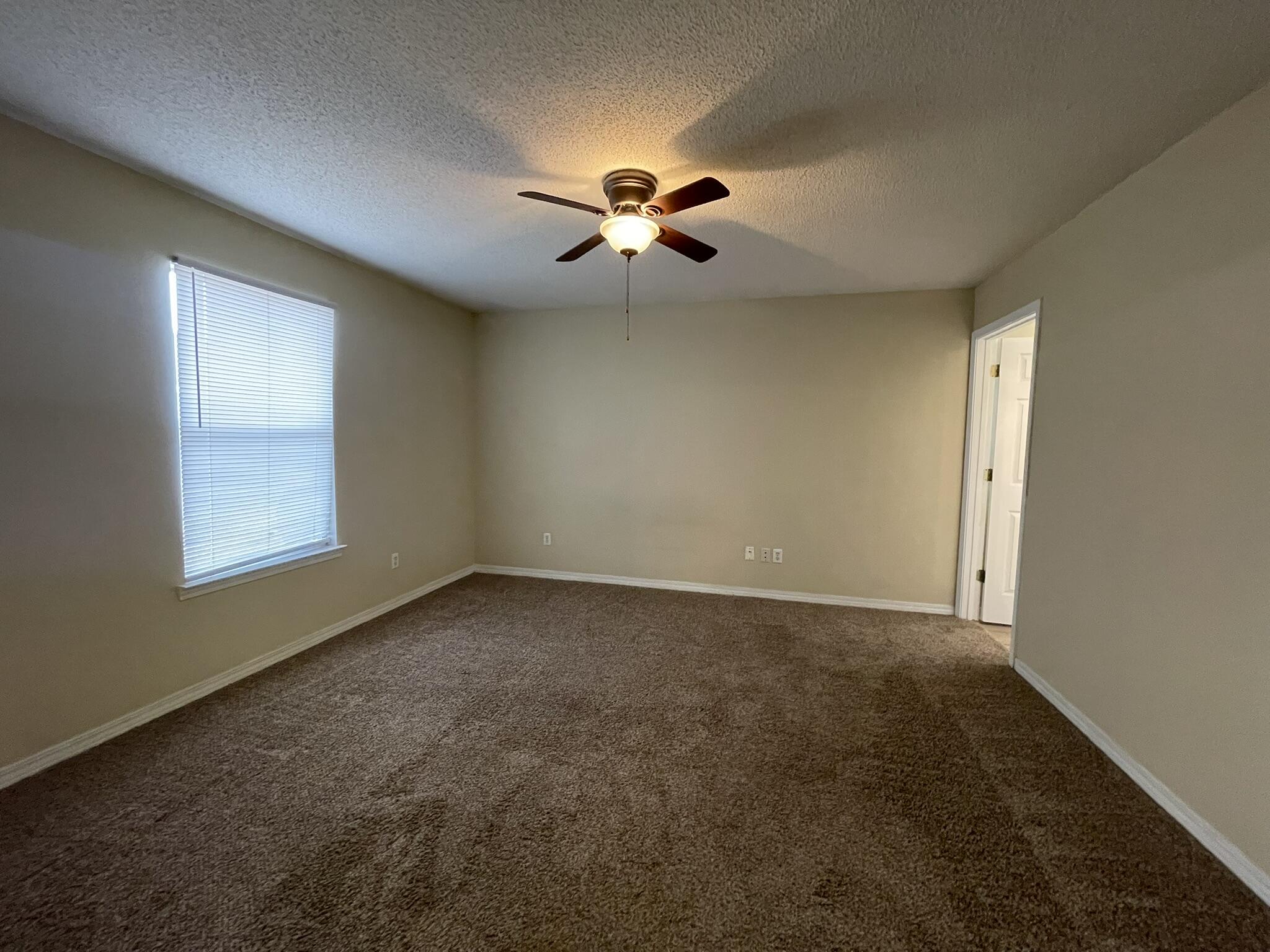 COUNTRYVIEW ESTATES 6TH ADDN PH1 - Residential Lease