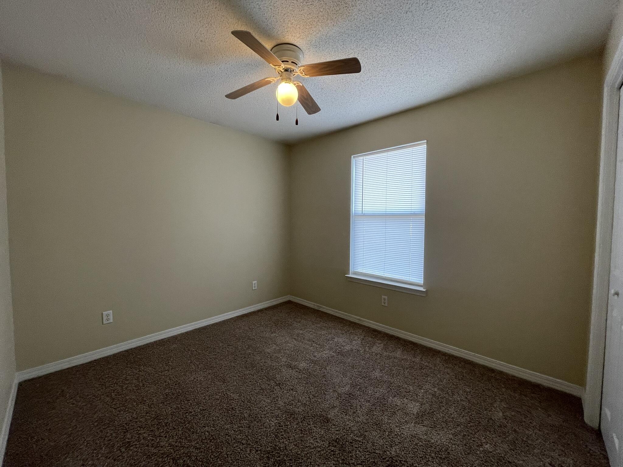 COUNTRYVIEW ESTATES 6TH ADDN PH1 - Residential Lease