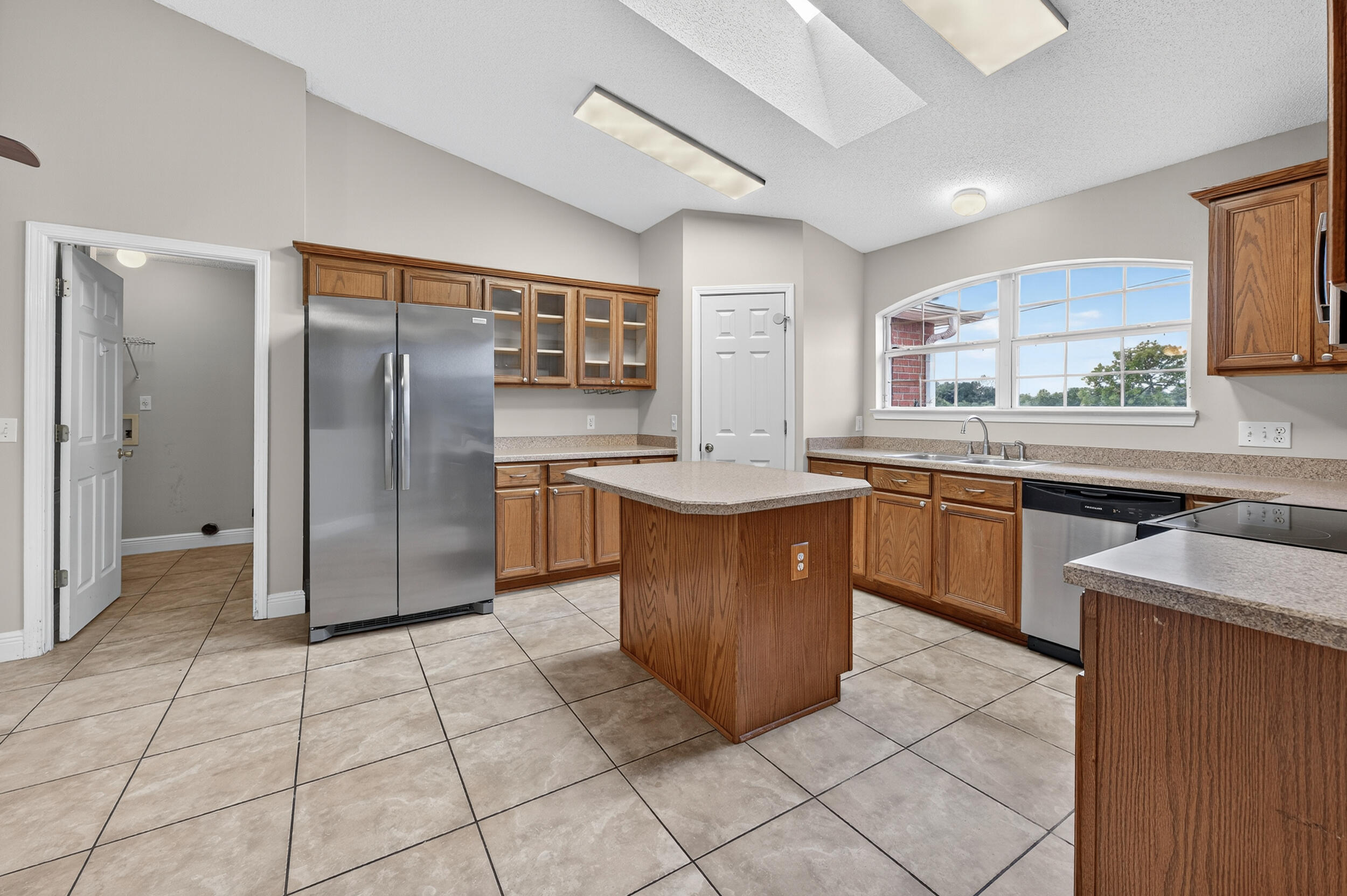 NORTHVIEW ESTATES 7TH ADDN - Residential