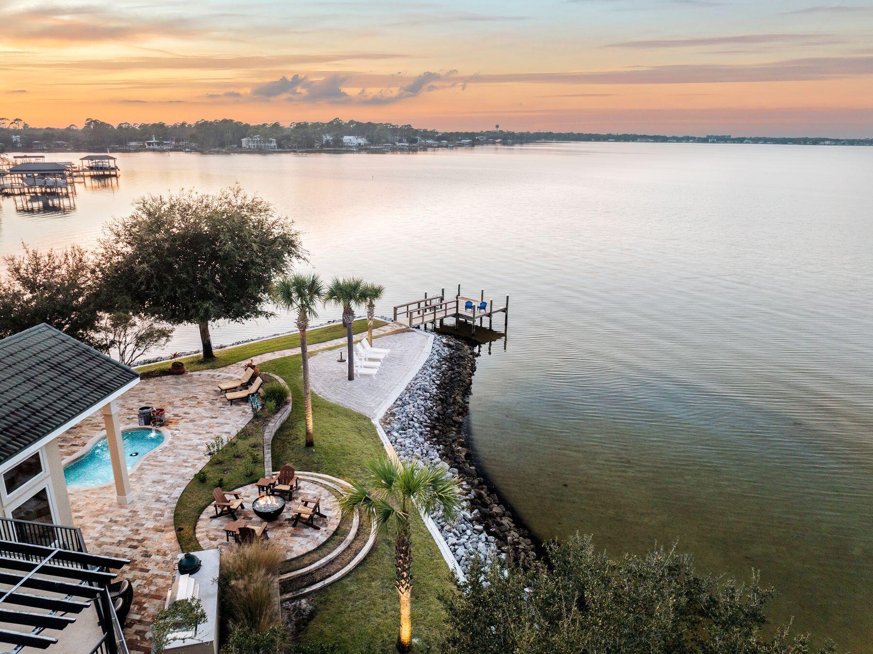 SANTA ROSA BEACH ESTATES - Residential