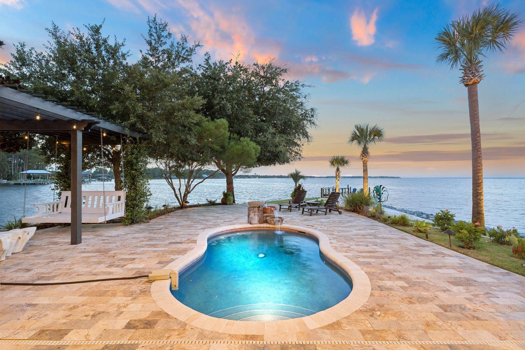 SANTA ROSA BEACH ESTATES - Residential