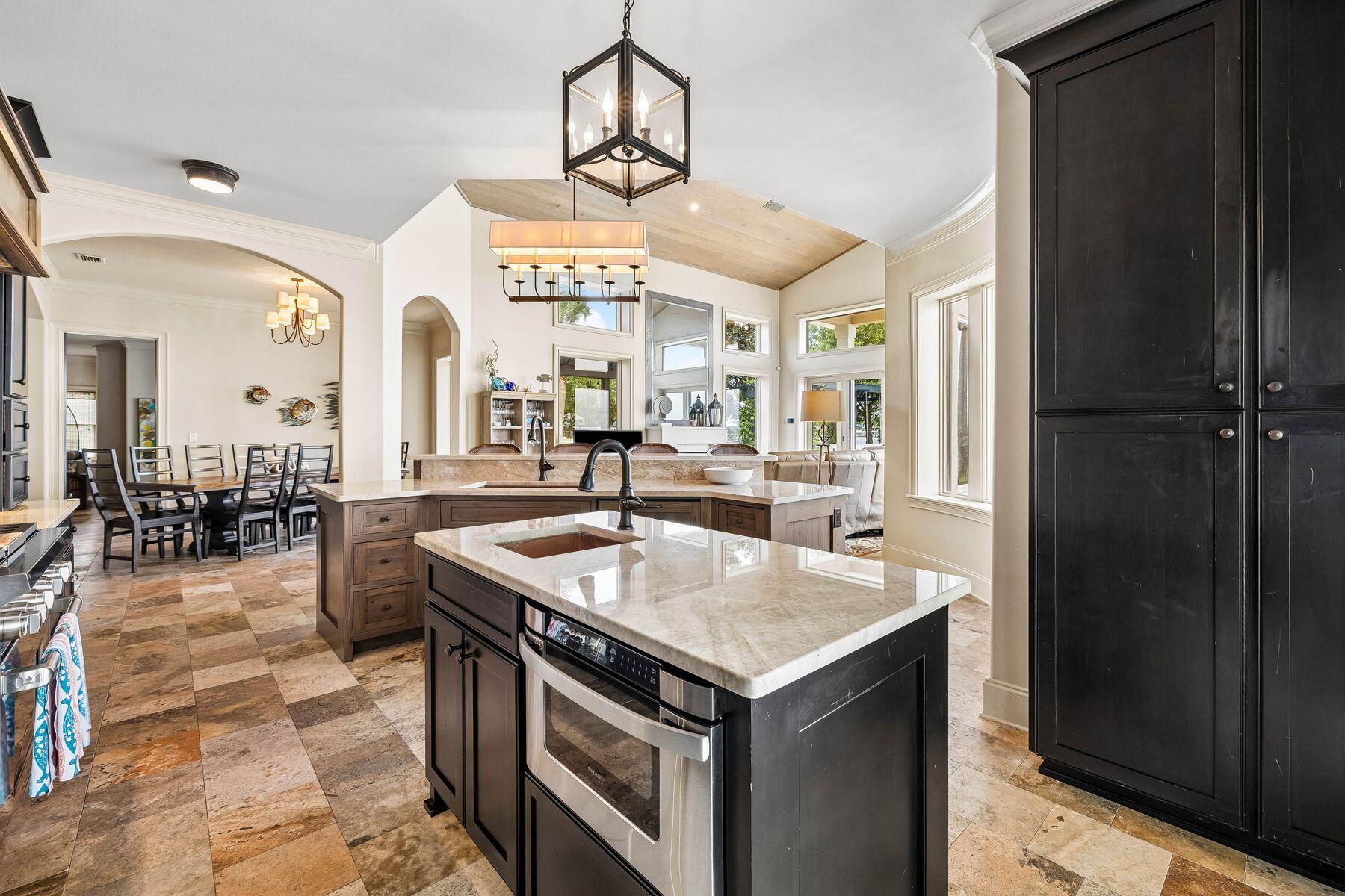SANTA ROSA BEACH ESTATES - Residential