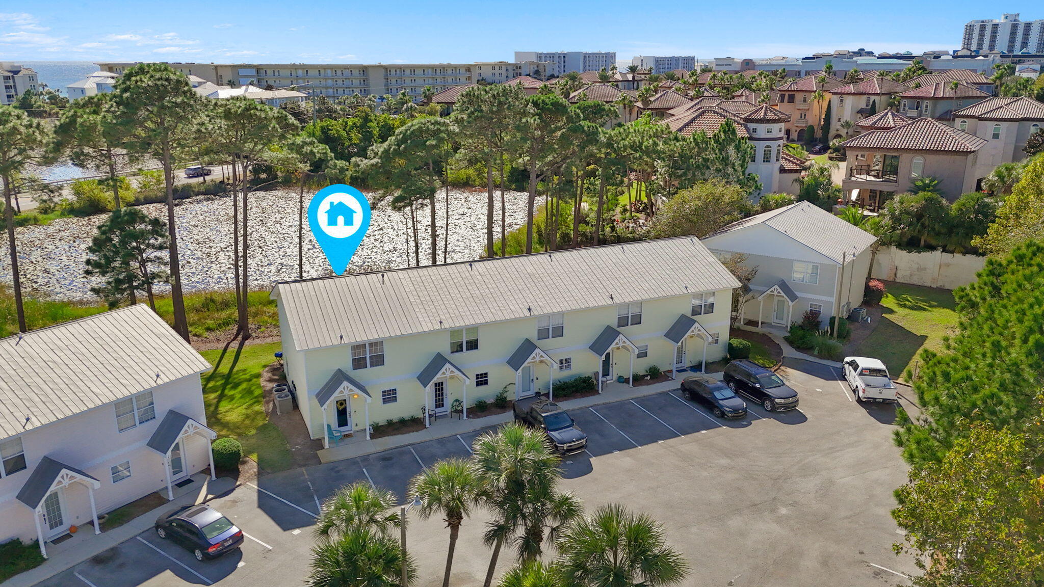 SUMMERLAKE T/H - Residential