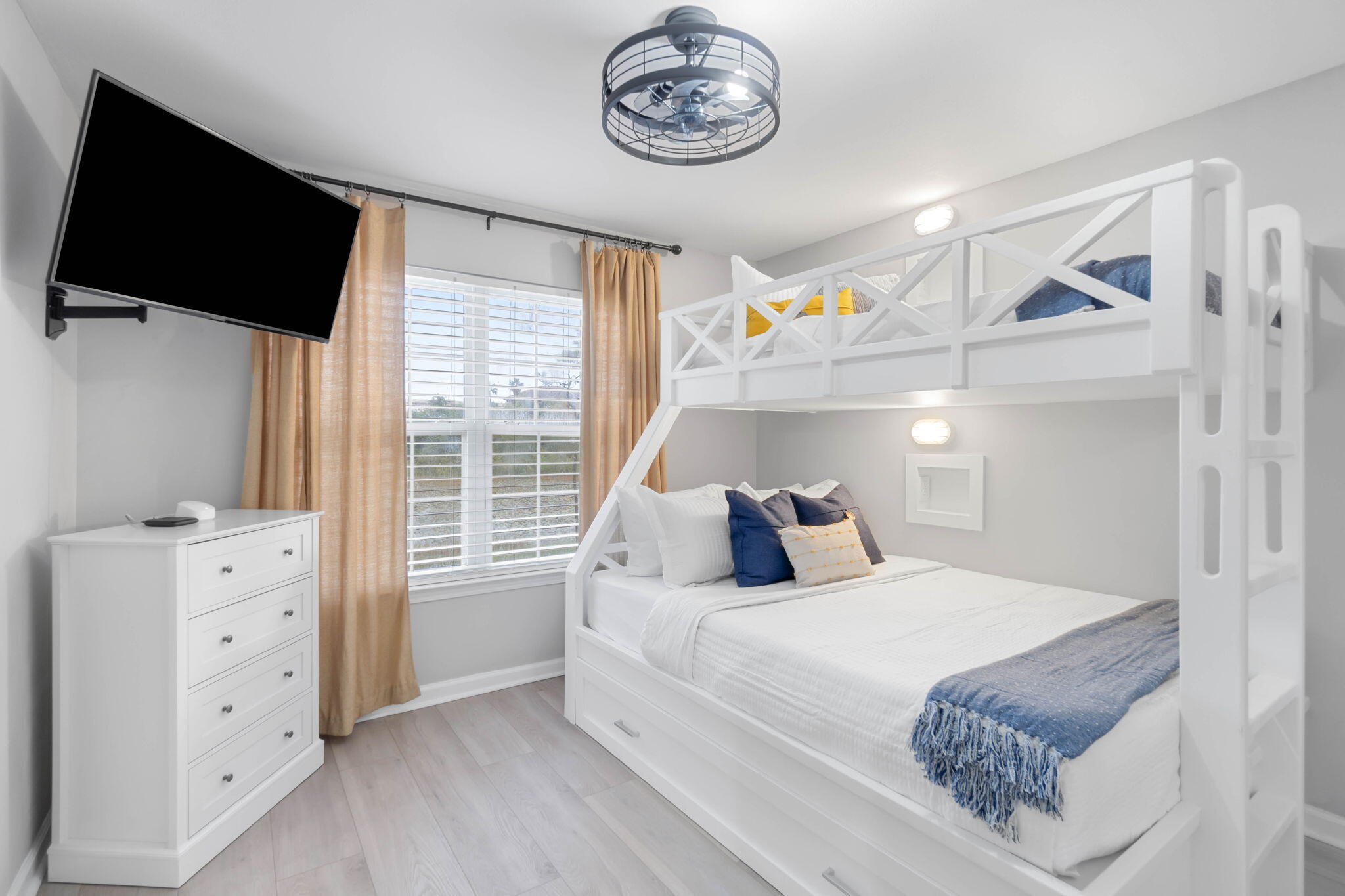 SUMMERLAKE T/H - Residential