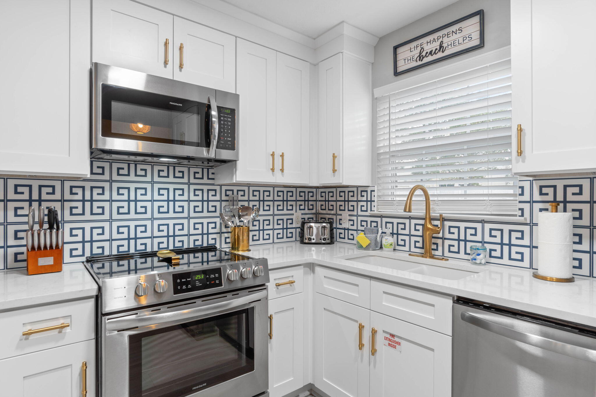 SUMMERLAKE T/H - Residential