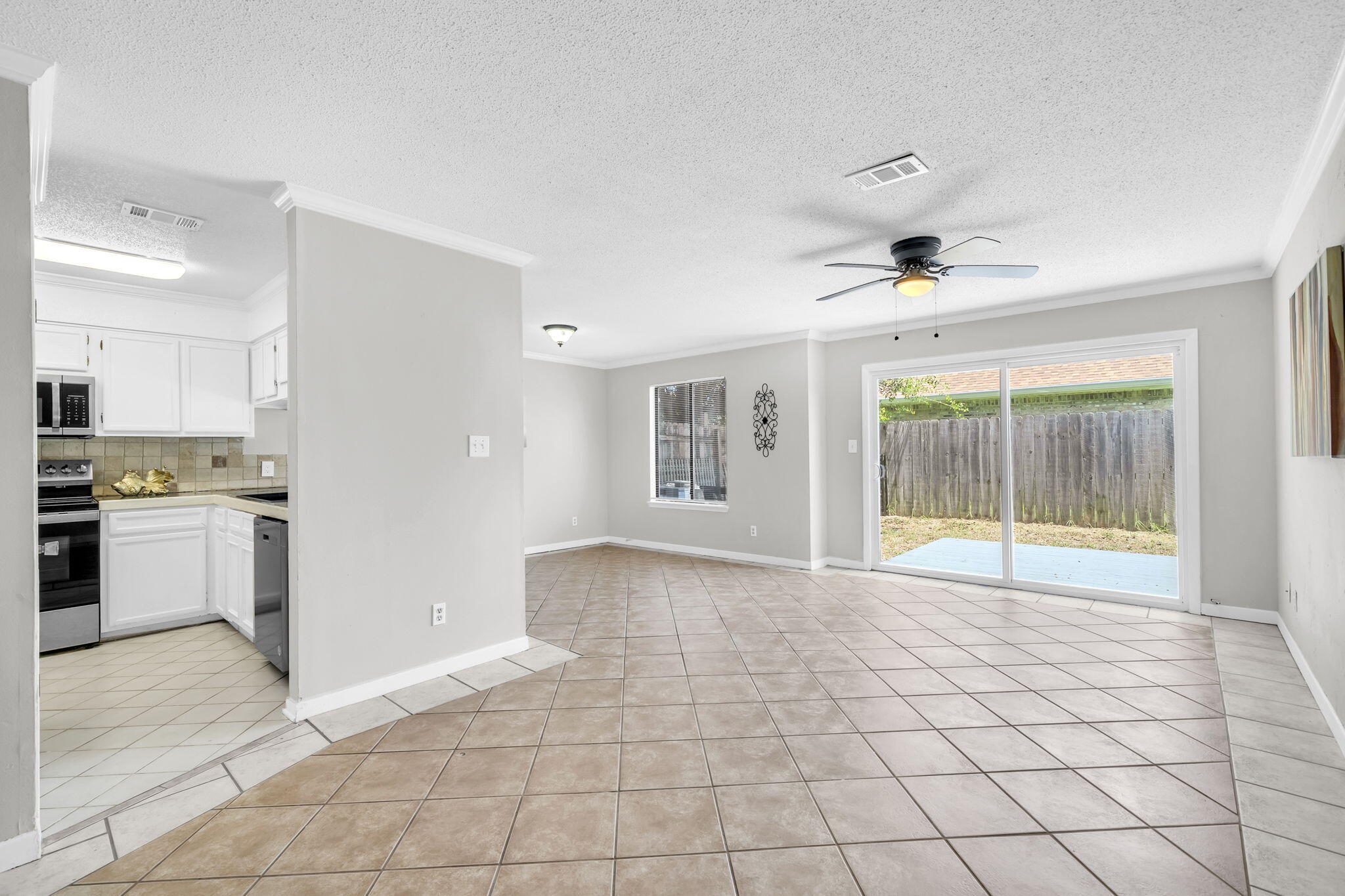 PINE RIDGE TRACE RESUB - Residential