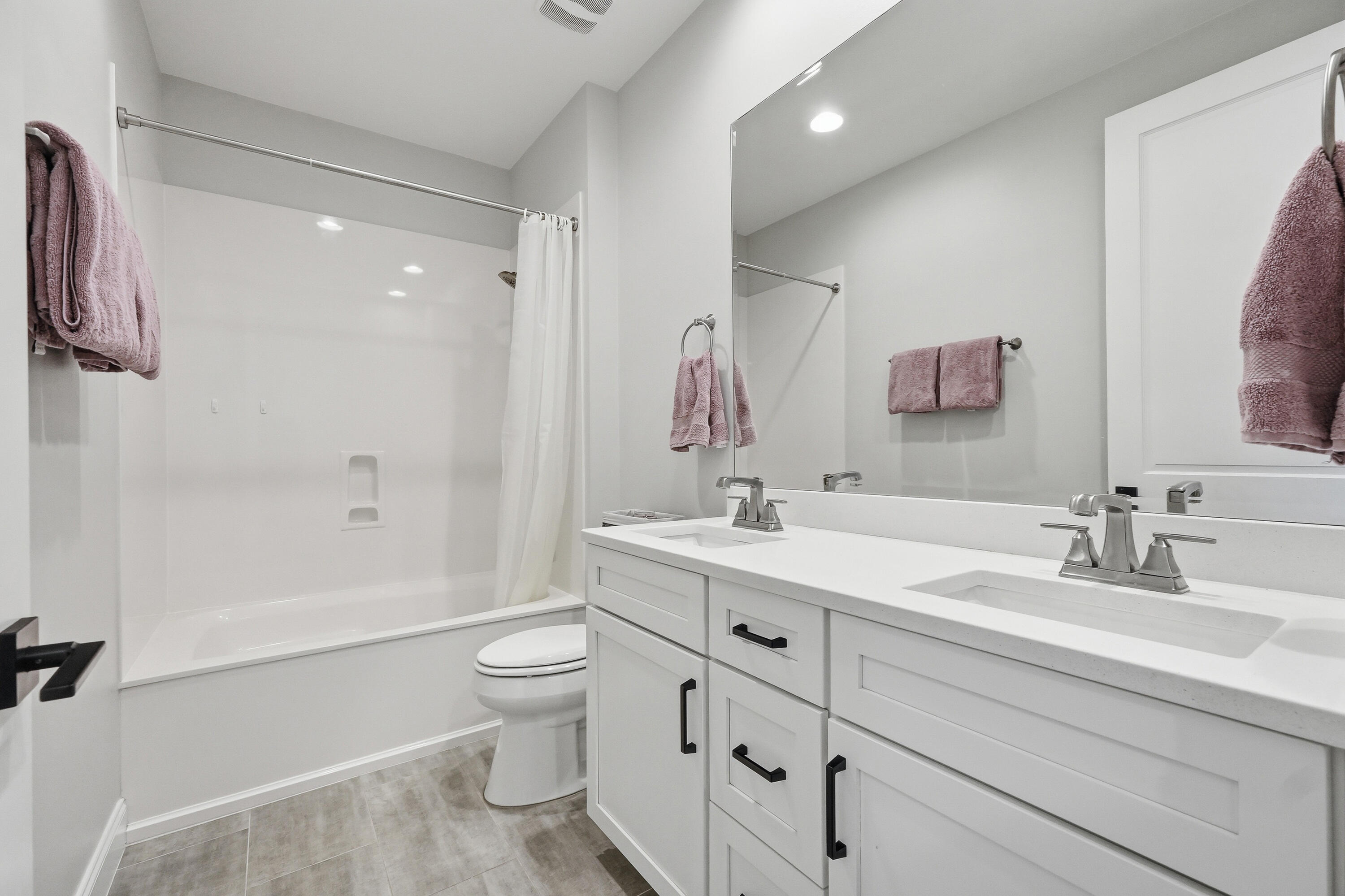 RAIDERS LANDING PH 1 - Residential