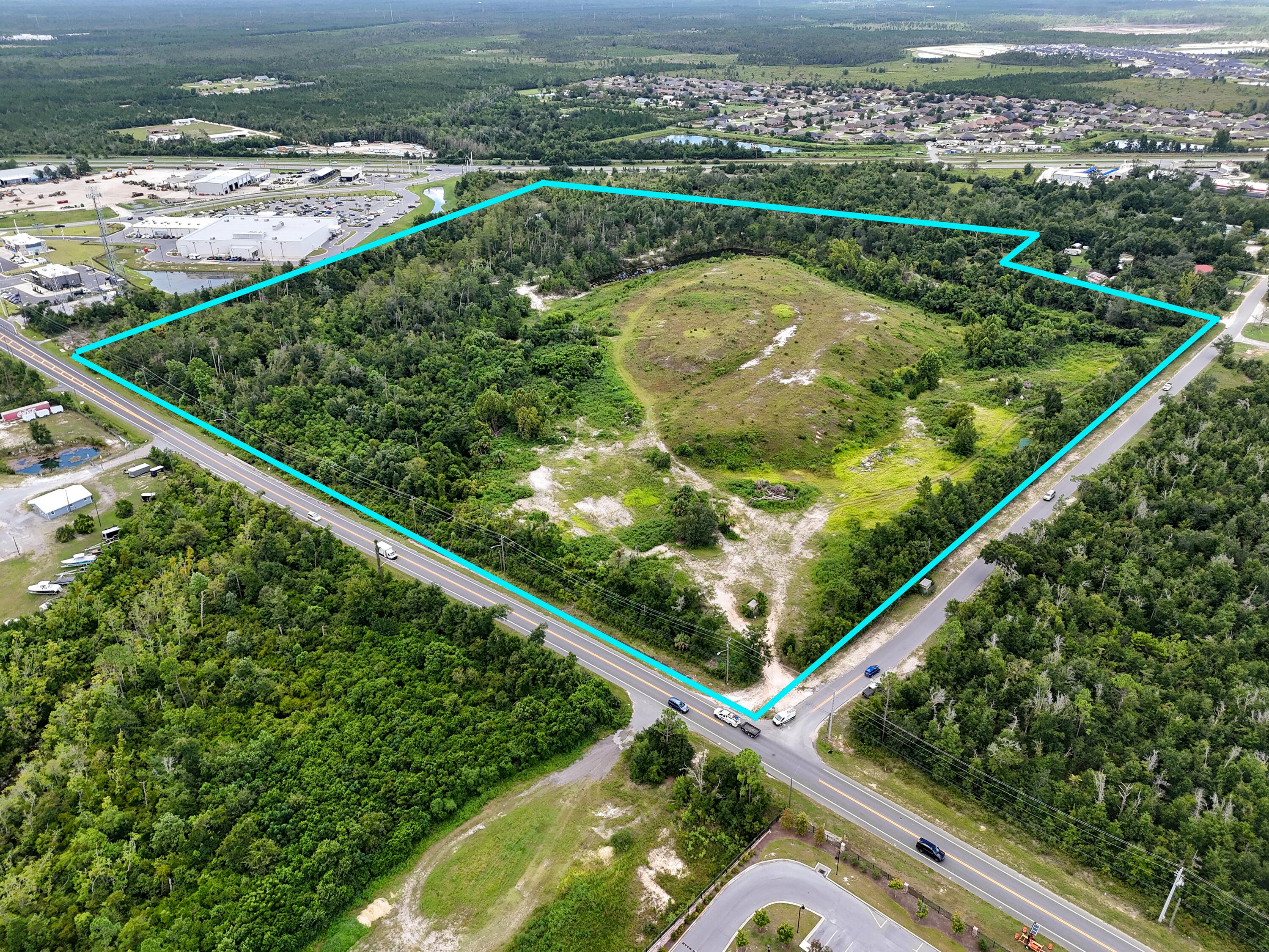 NO RECORDED SUBDIVISION - Land