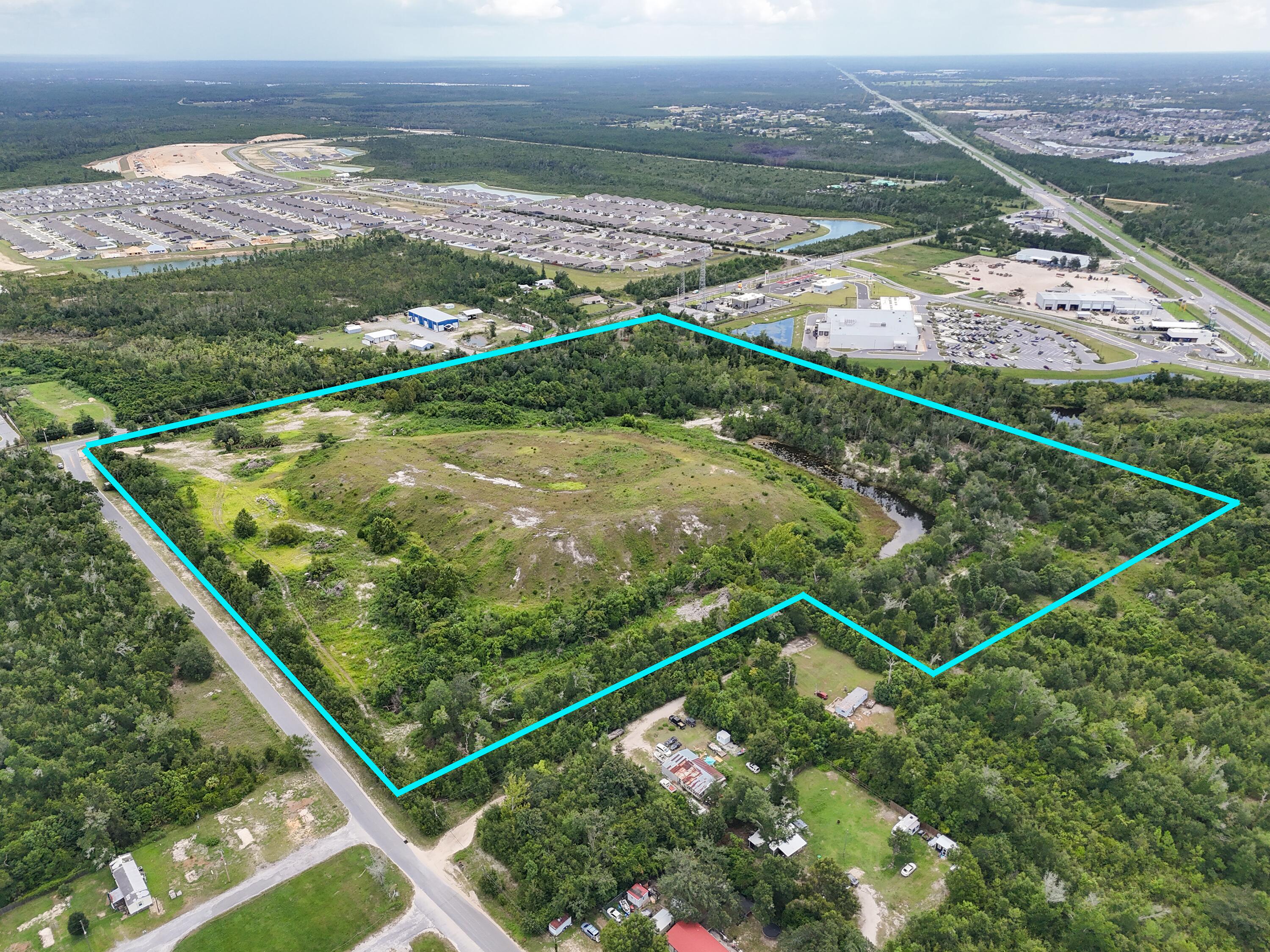 NO RECORDED SUBDIVISION - Land