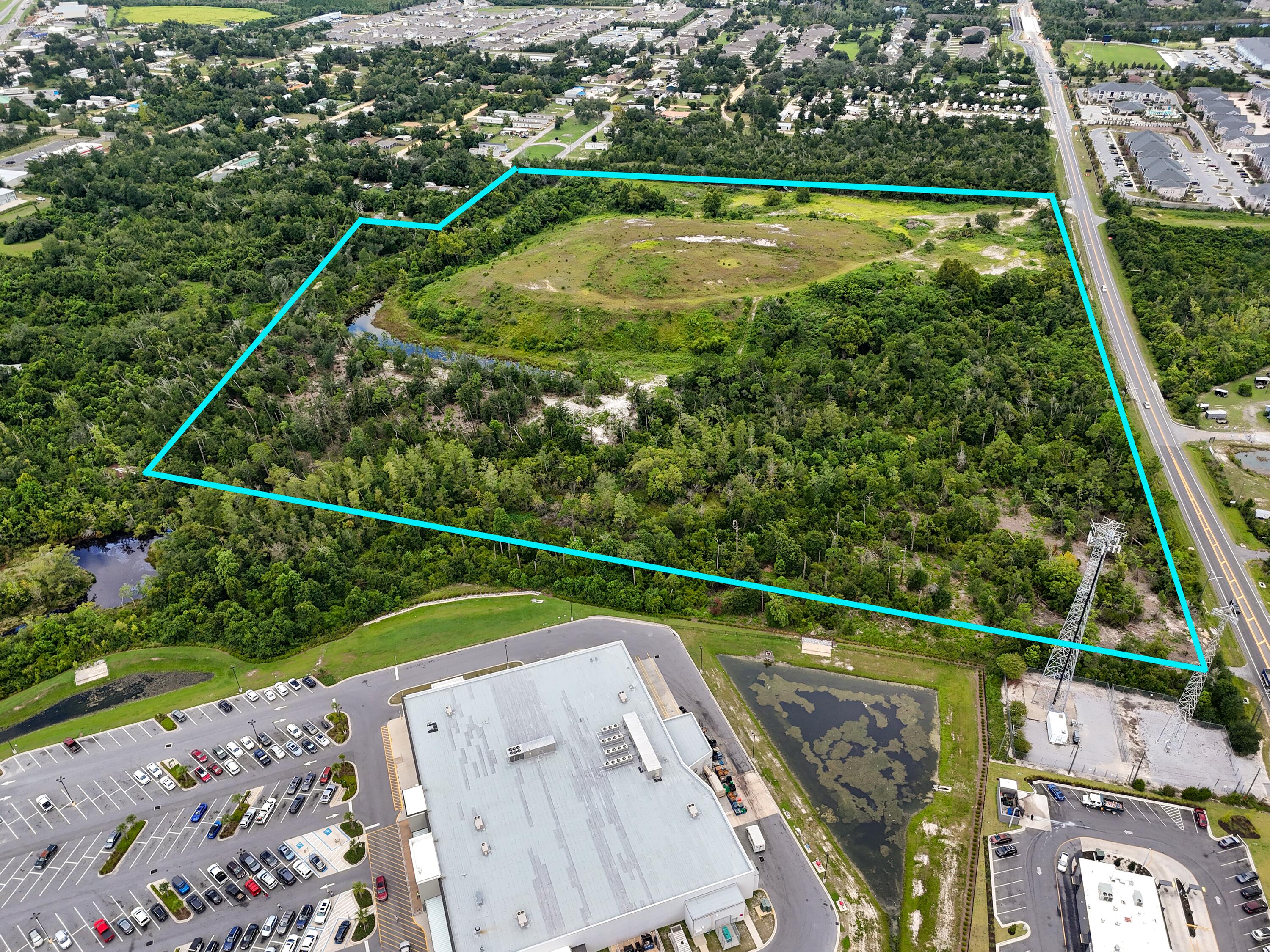 NO RECORDED SUBDIVISION - Land