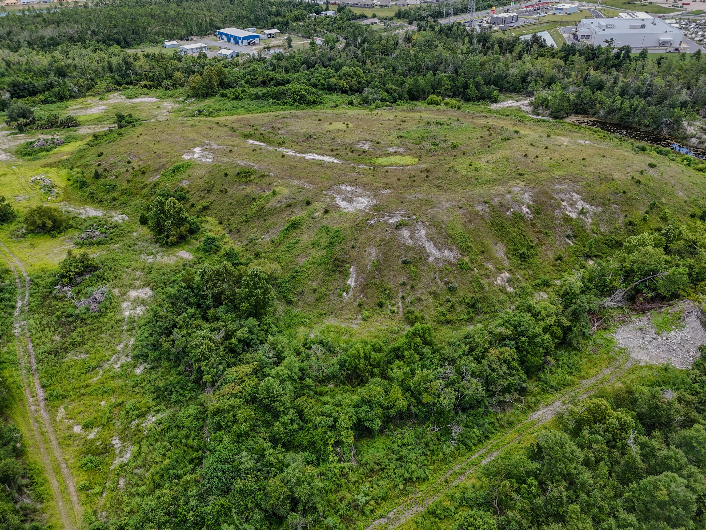 NO RECORDED SUBDIVISION - Land