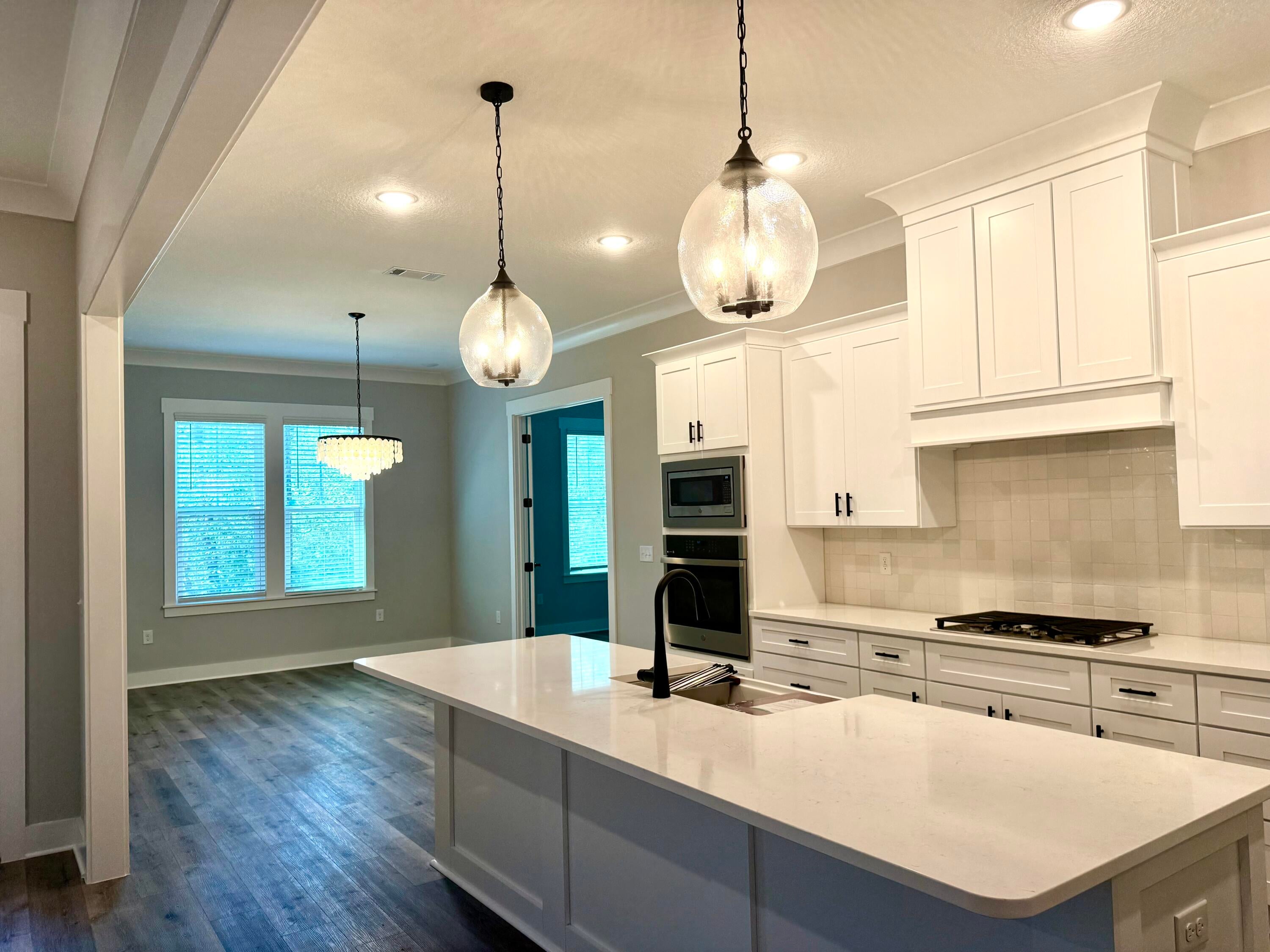 DEER MOSS CREEK - Residential