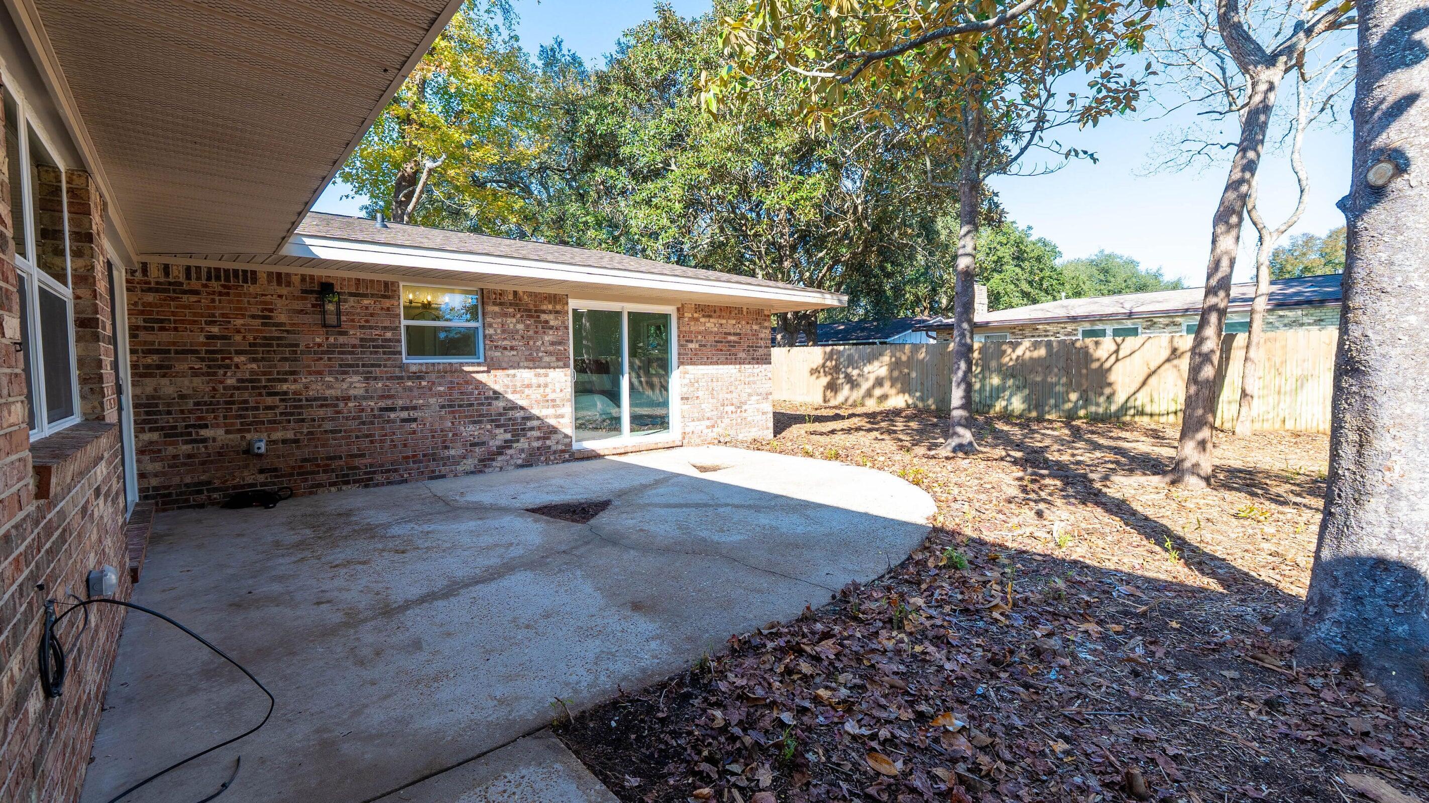 KENWOOD S/D 3RD ADDN - Residential Lease