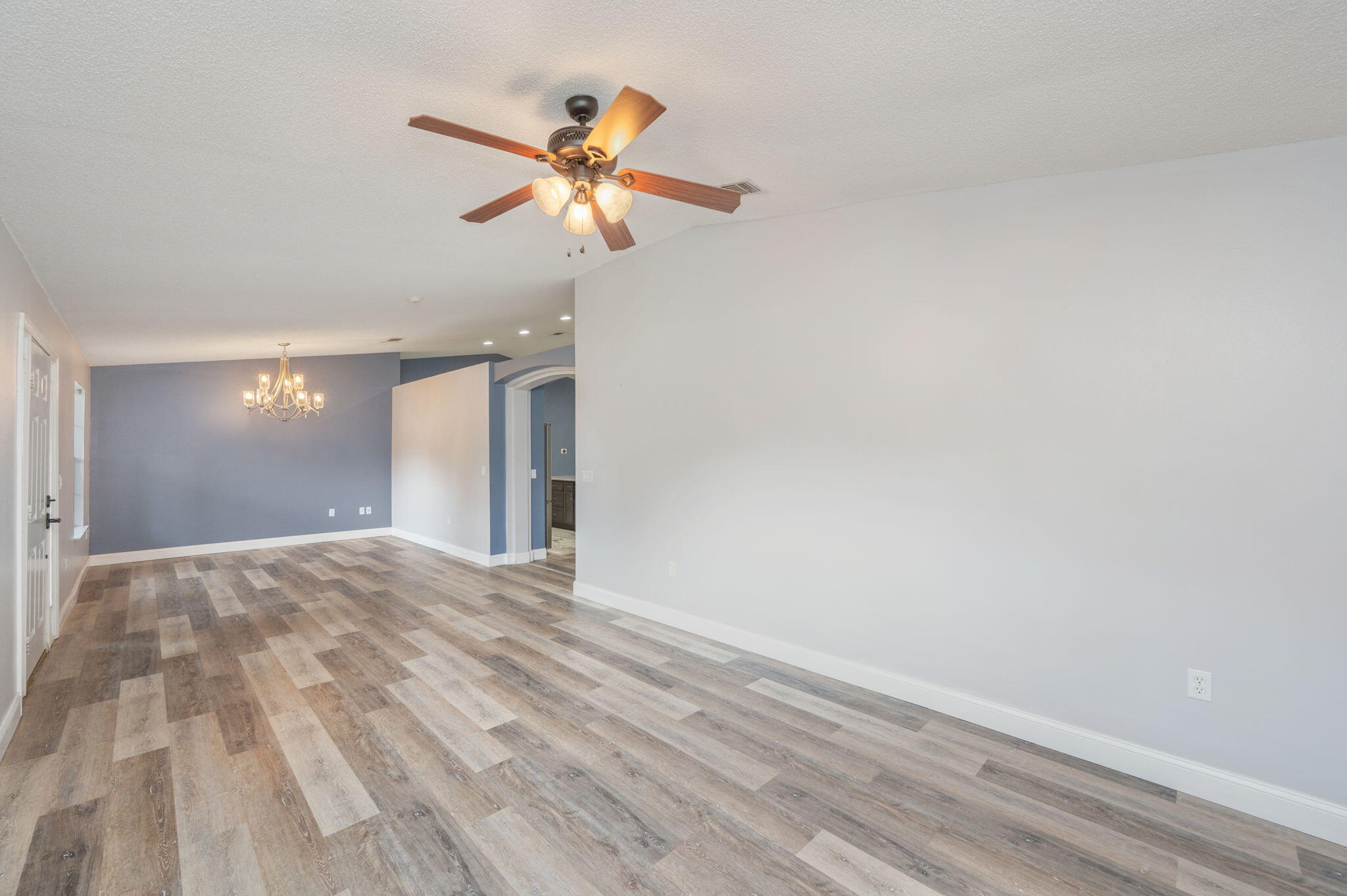 SANDPIPER COVE - Residential