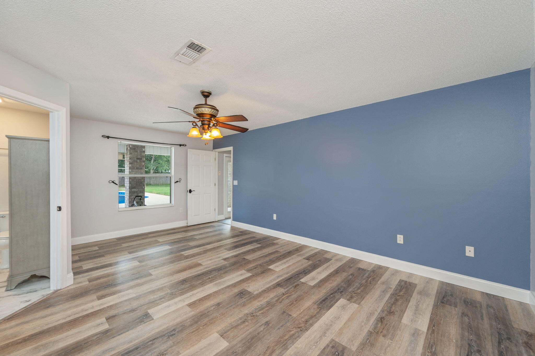 SANDPIPER COVE - Residential