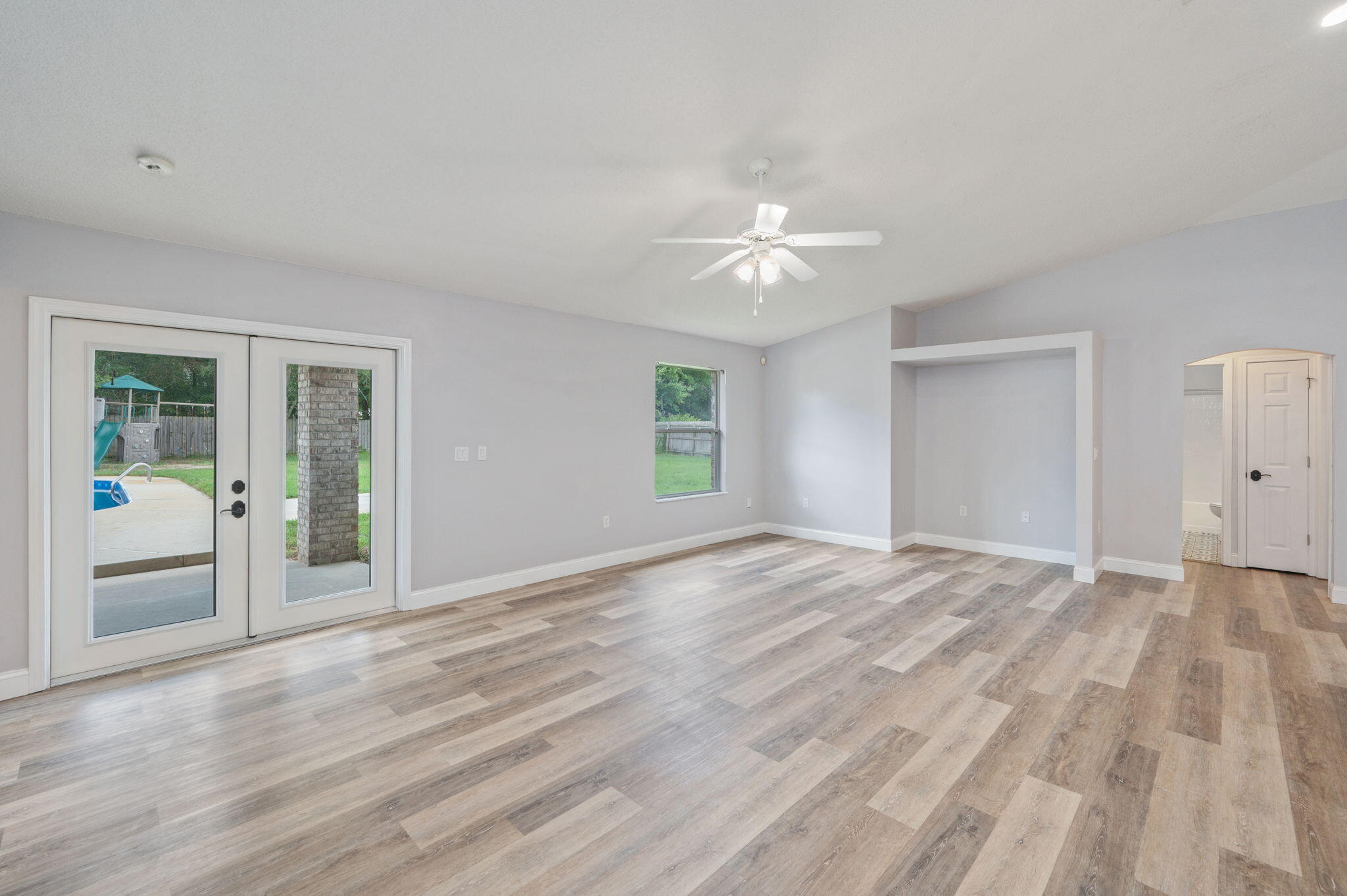 SANDPIPER COVE - Residential