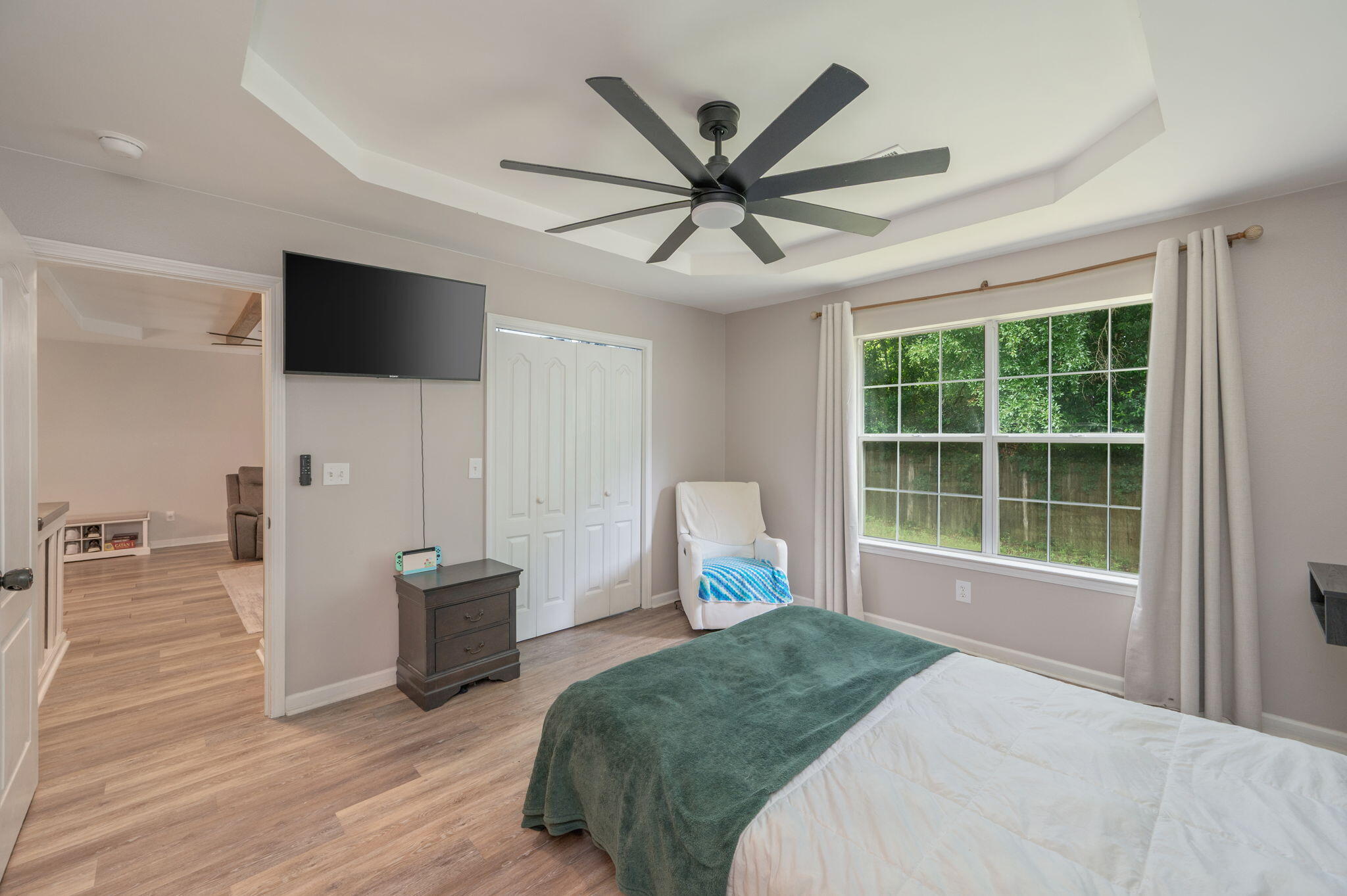 HARLAN SQUARE S/D LOT 10 BLK A - Residential