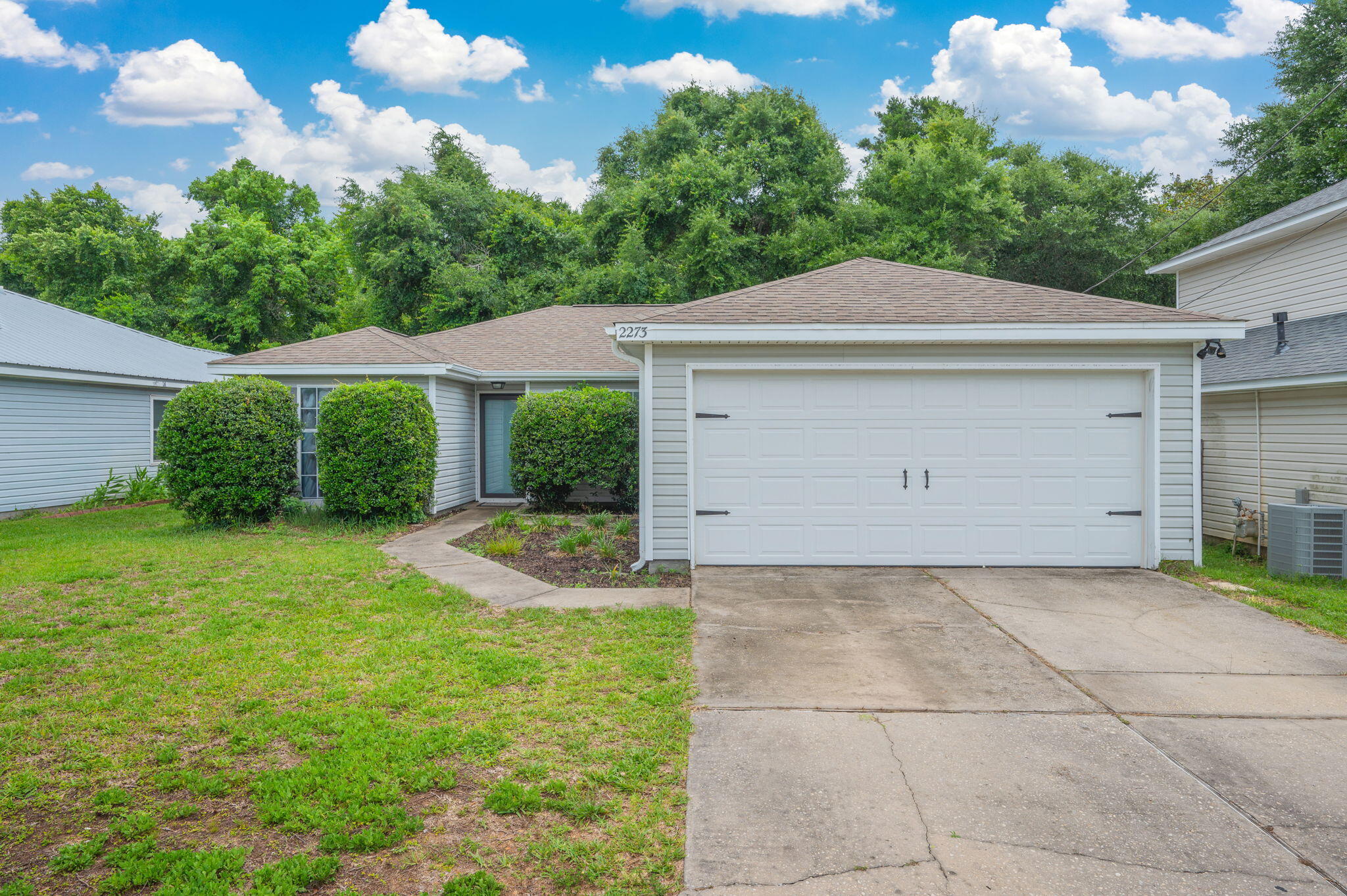 HARLAN SQUARE S/D LOT 10 BLK A - Residential