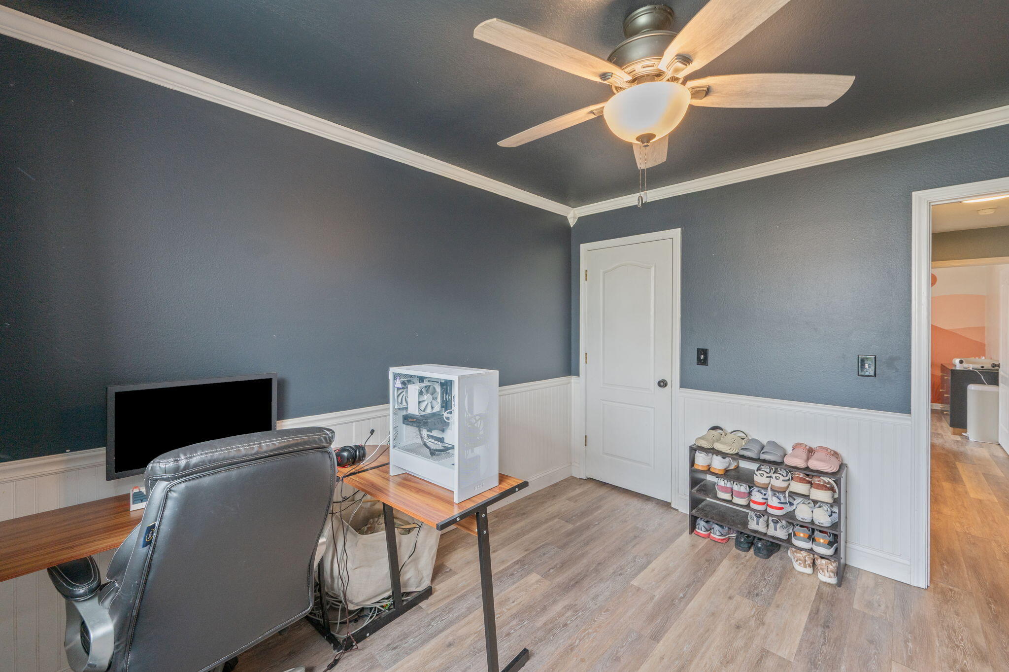 HARLAN SQUARE S/D LOT 10 BLK A - Residential