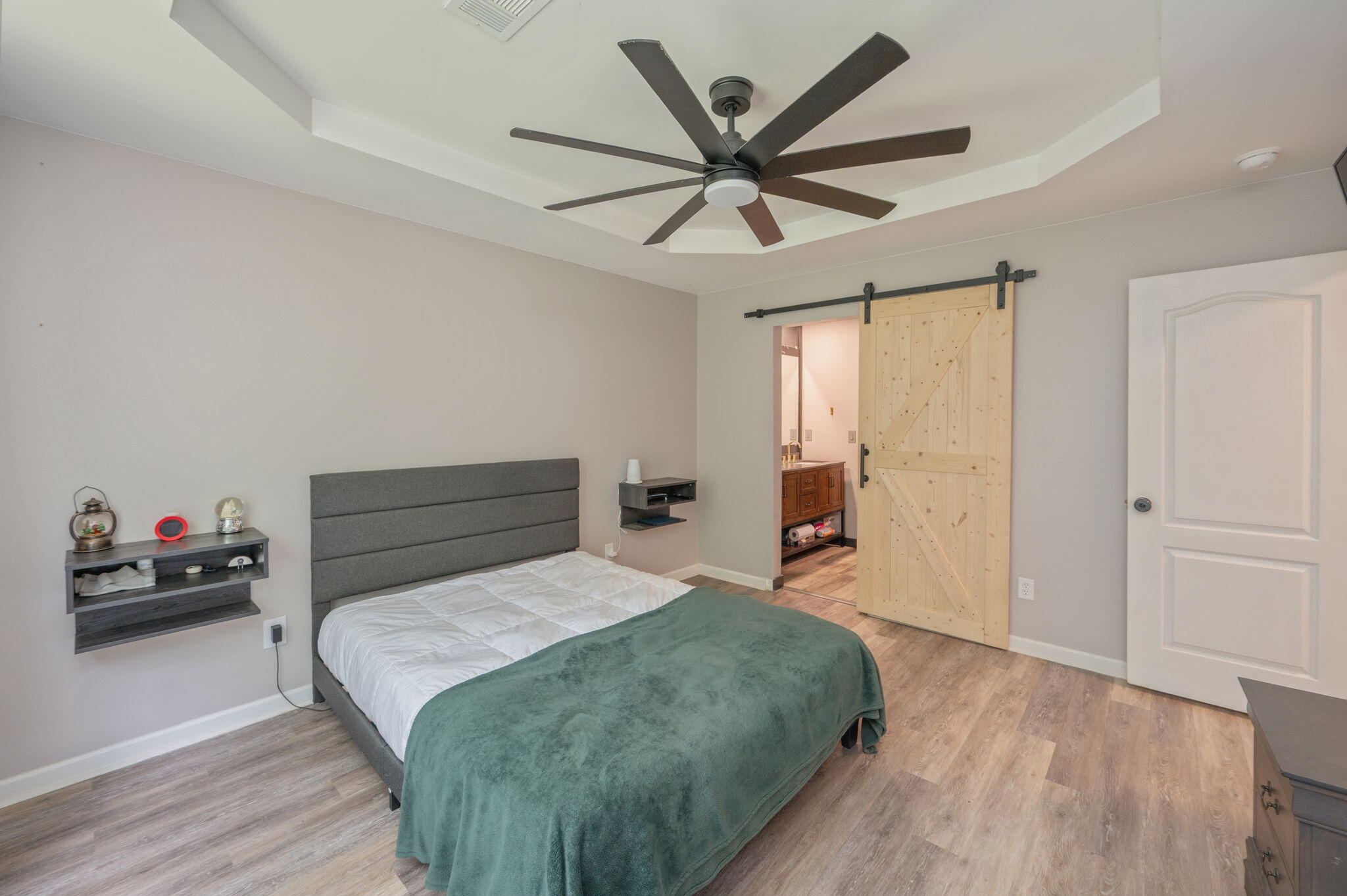 HARLAN SQUARE S/D LOT 10 BLK A - Residential