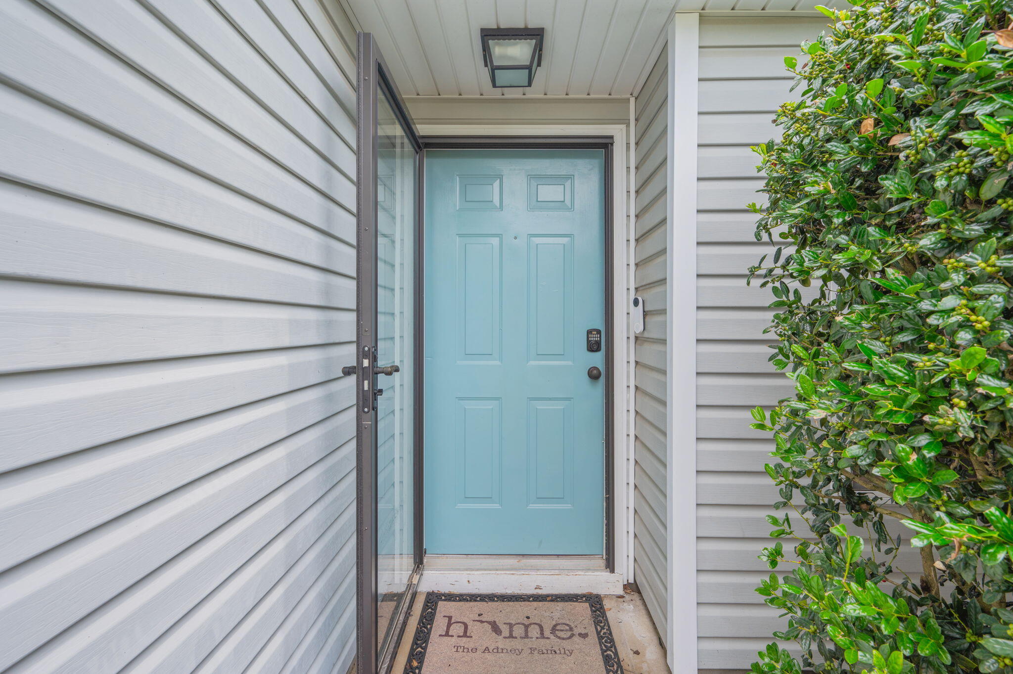 HARLAN SQUARE S/D LOT 10 BLK A - Residential
