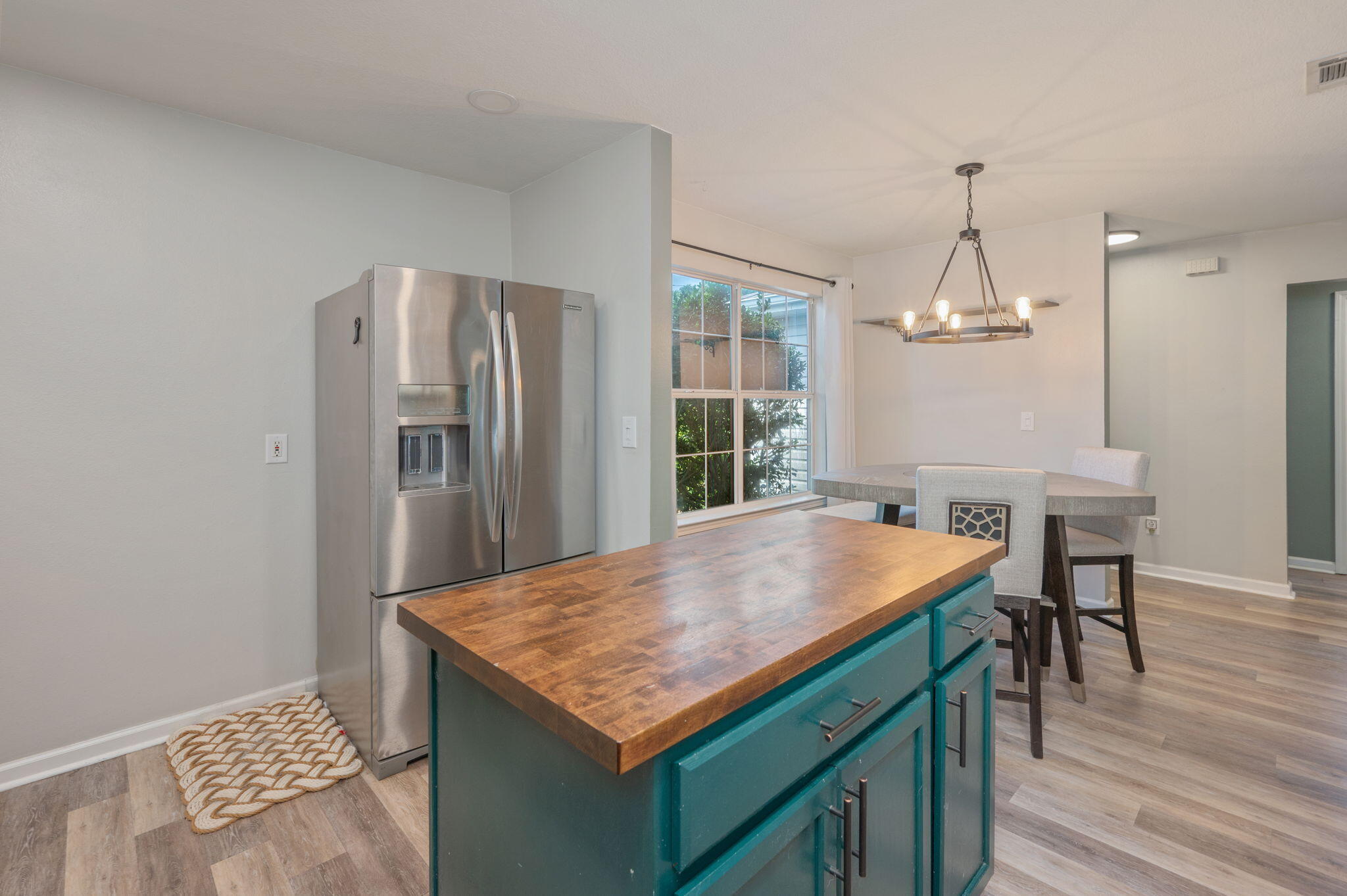 HARLAN SQUARE S/D LOT 10 BLK A - Residential