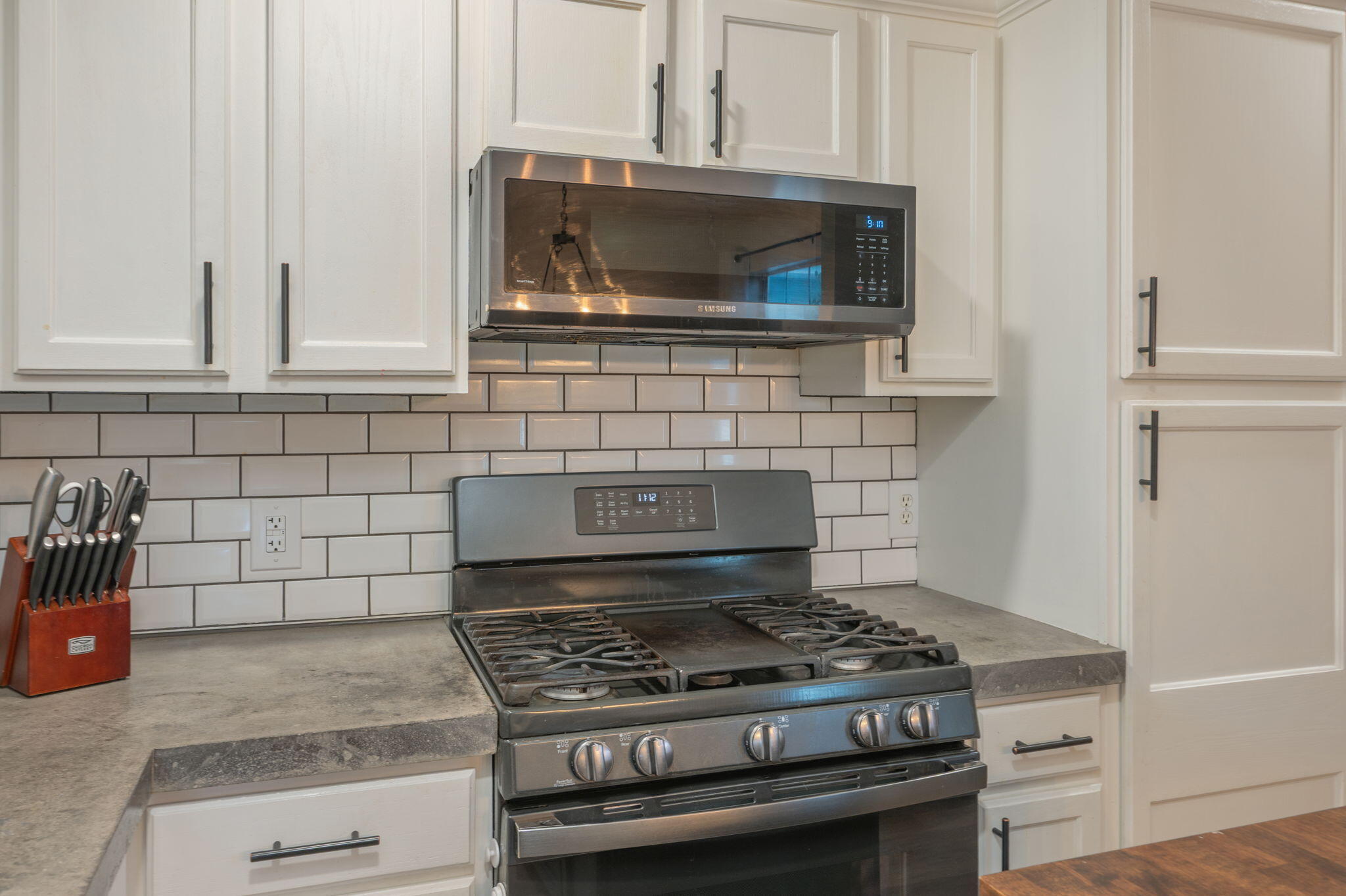 HARLAN SQUARE S/D LOT 10 BLK A - Residential