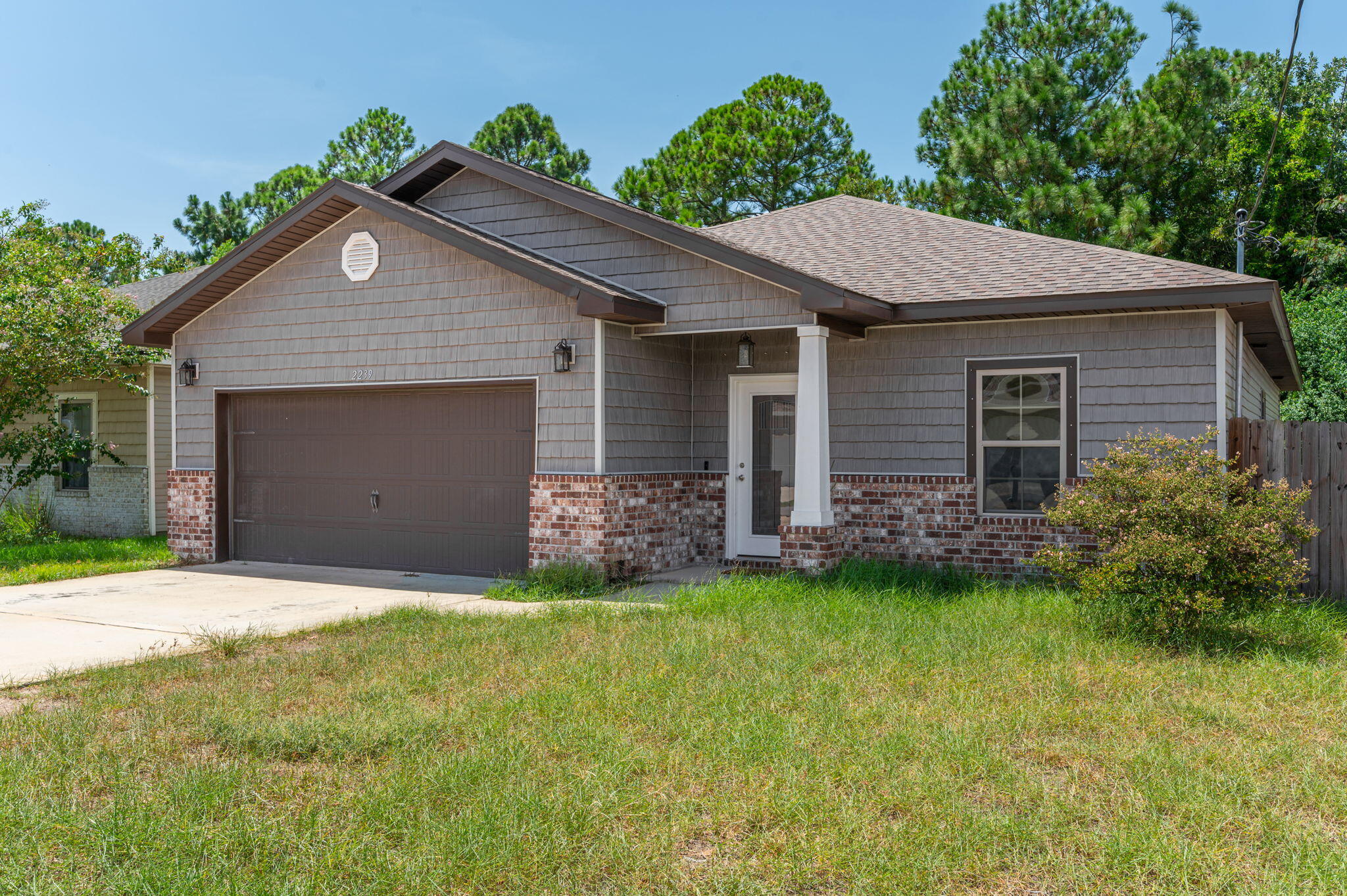 CRESCENT SHORES - Residential