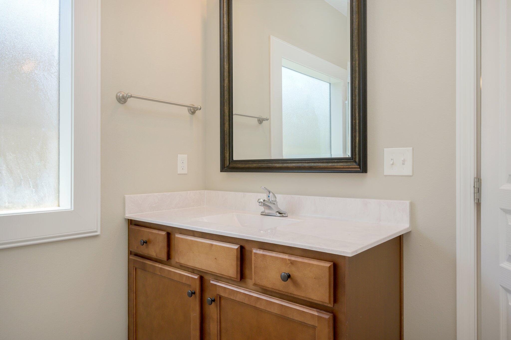 CRESCENT SHORES - Residential