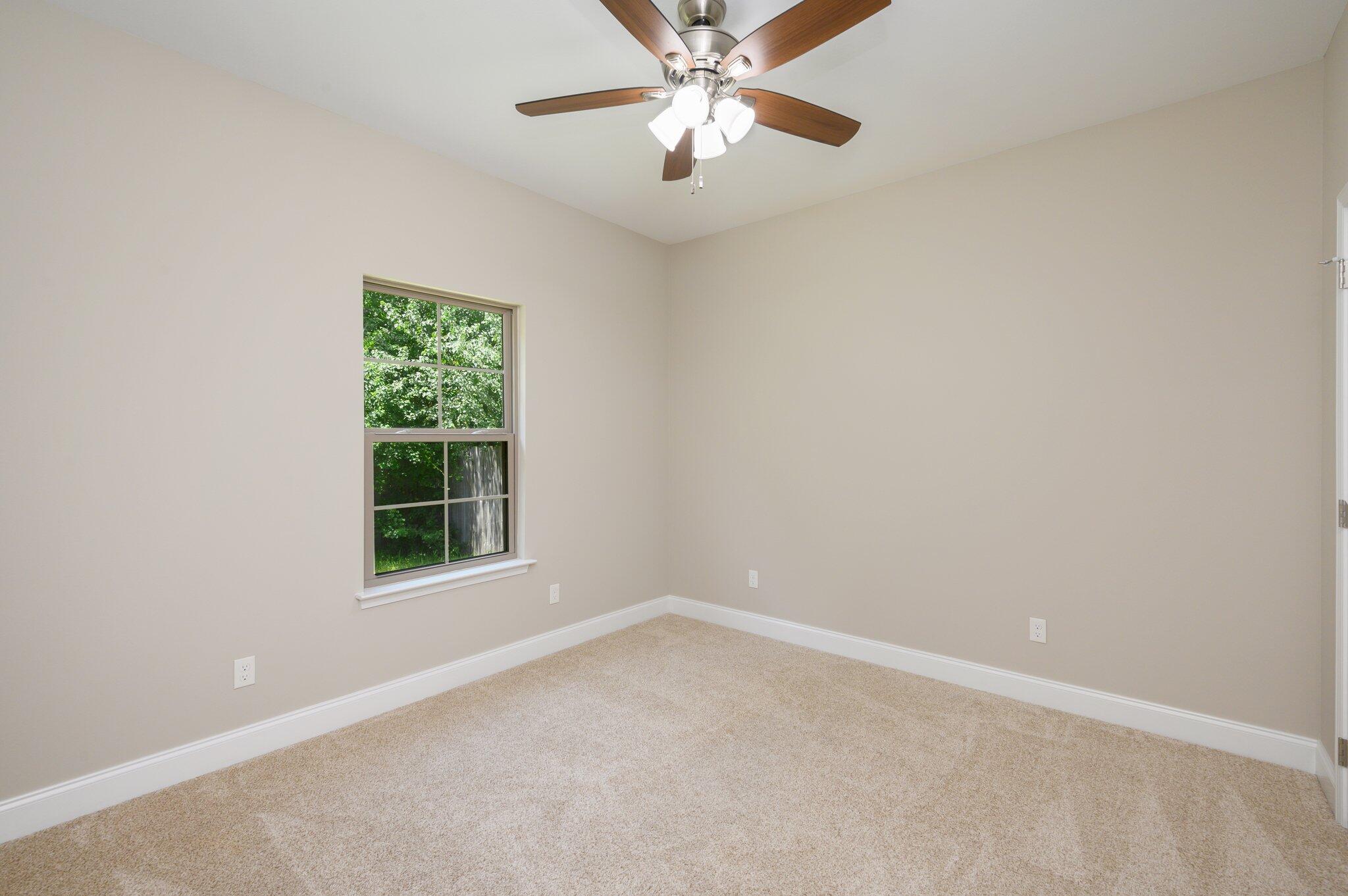 CRESCENT SHORES - Residential